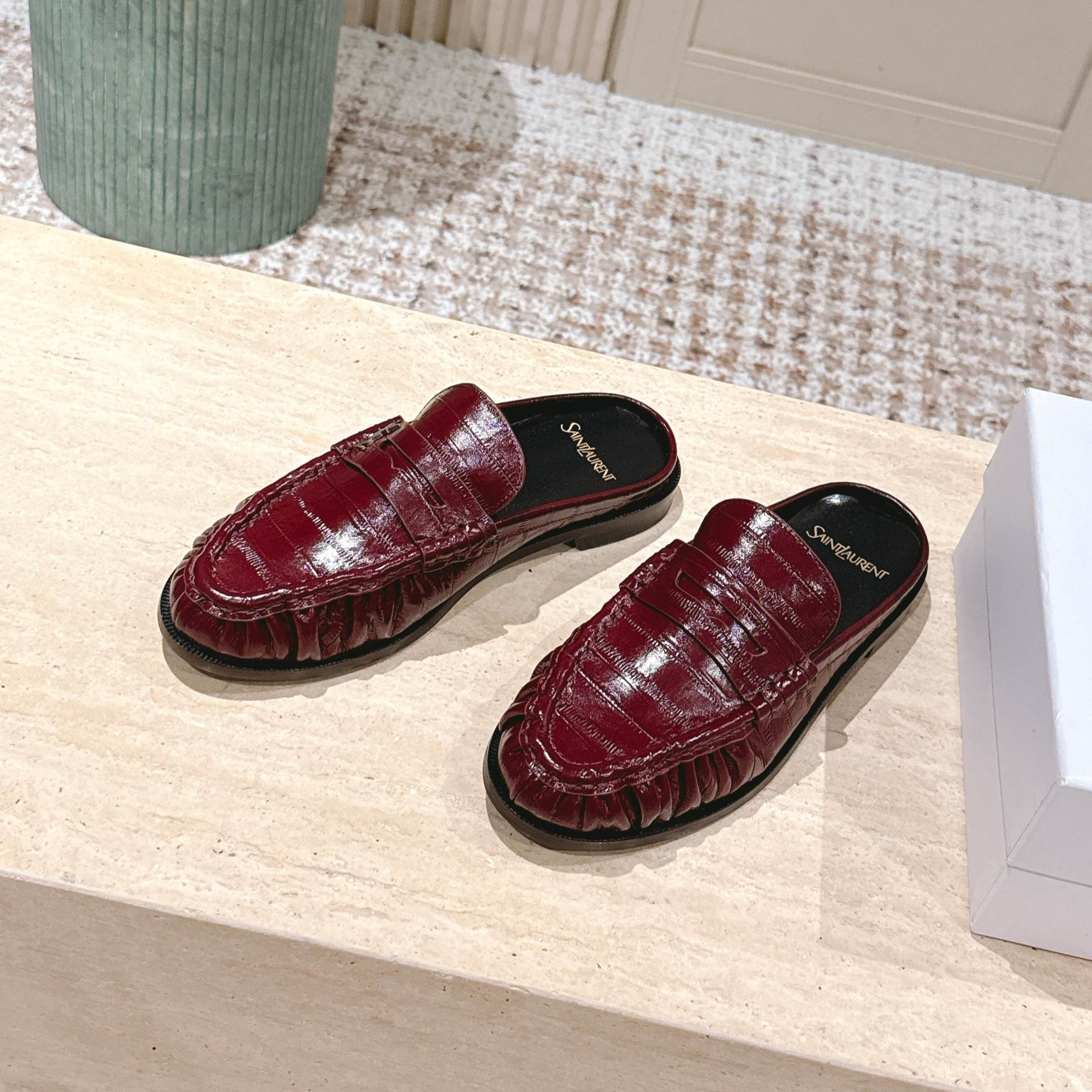 YSL 25S LOAFER MULE IN DARK RED GLOSSY CALFSKIN