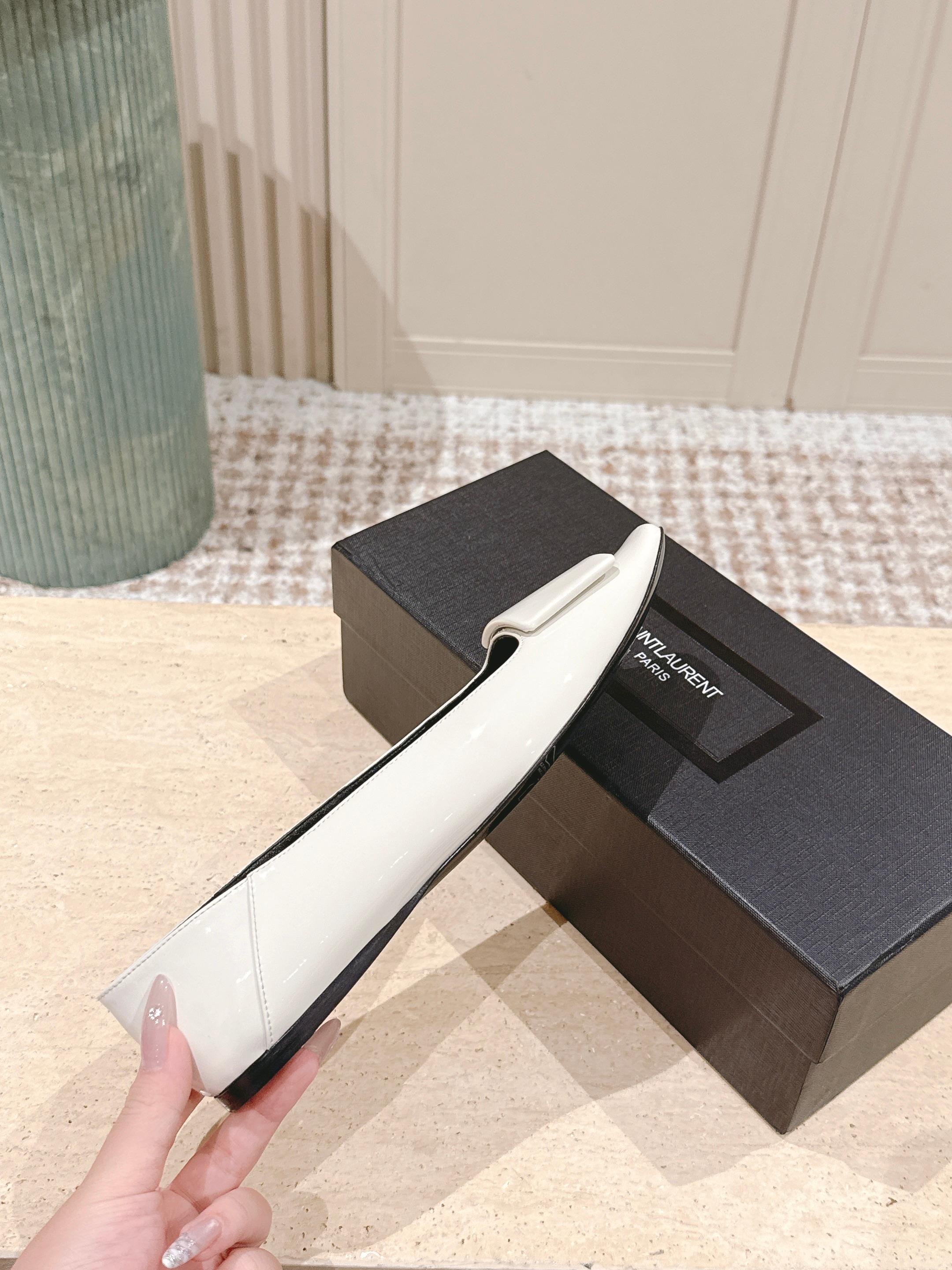 YSL 25S POPPY BALLET FLATS IN IVORY GLOSSY LAMBSKIN