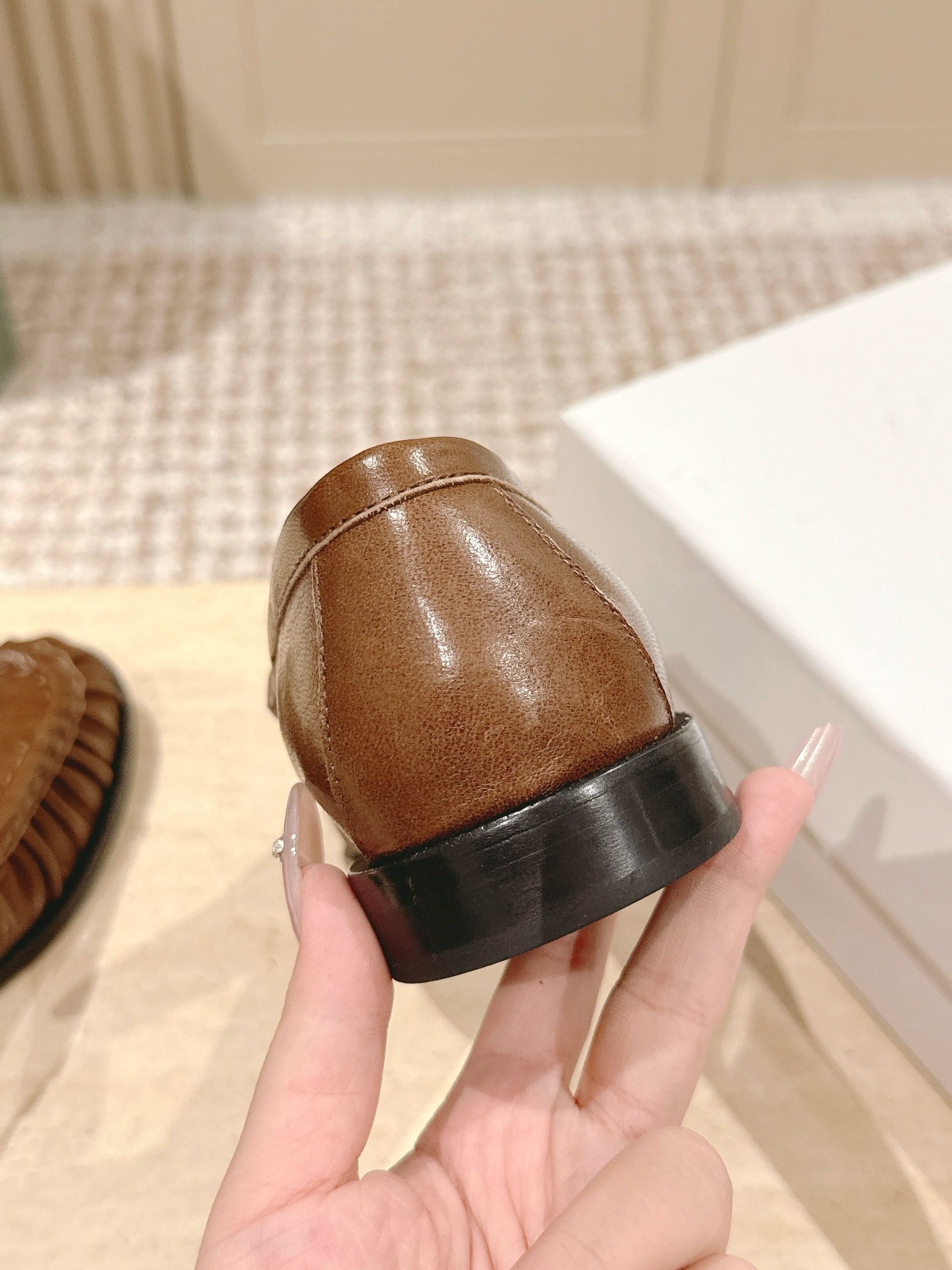 YSL 25S SAINT LAURENT LOAFERS IN BROWN CALFSKIN WITH SMALL LOGO