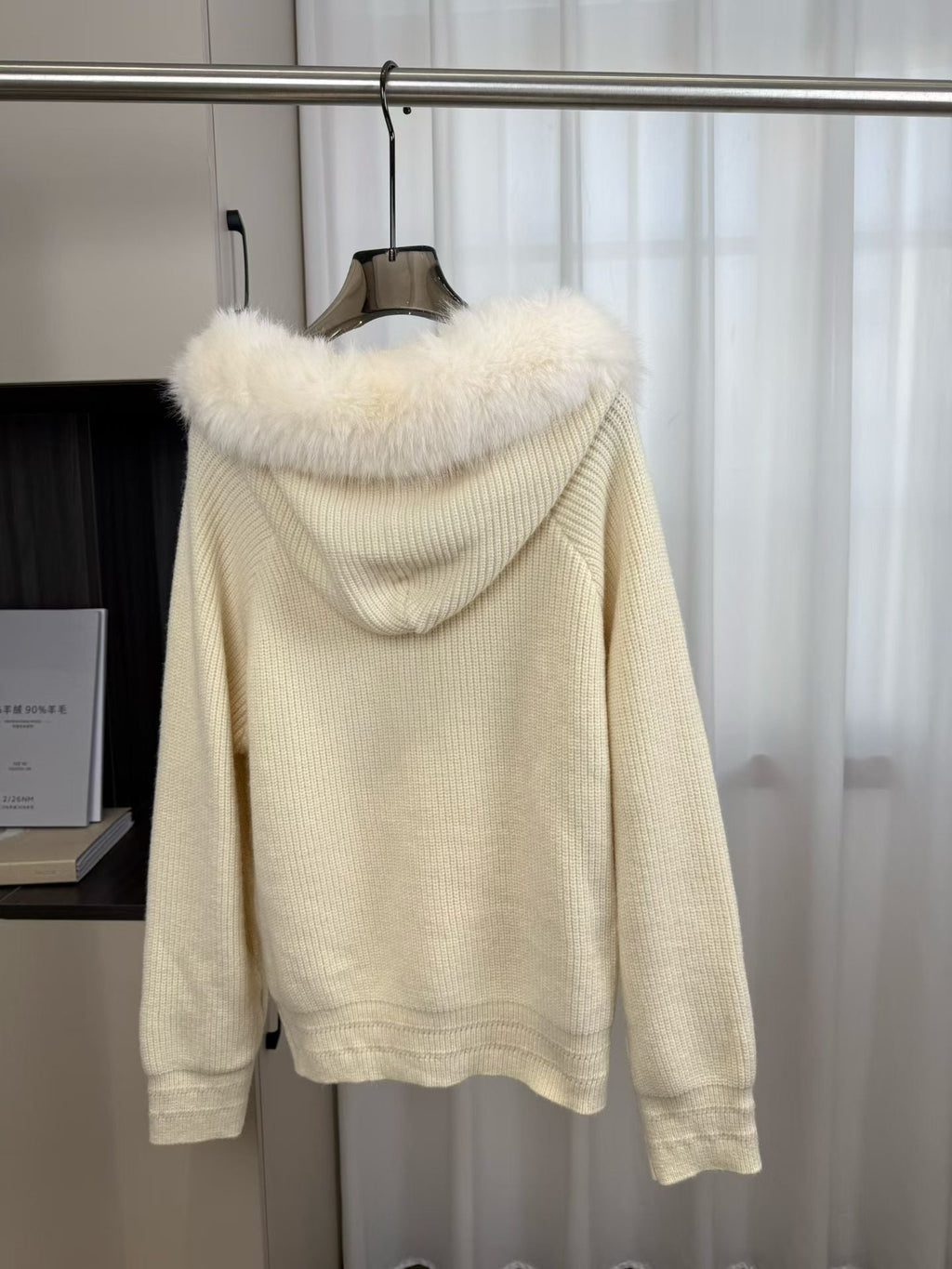 MIUMIU CARDIGAN STYLE 809