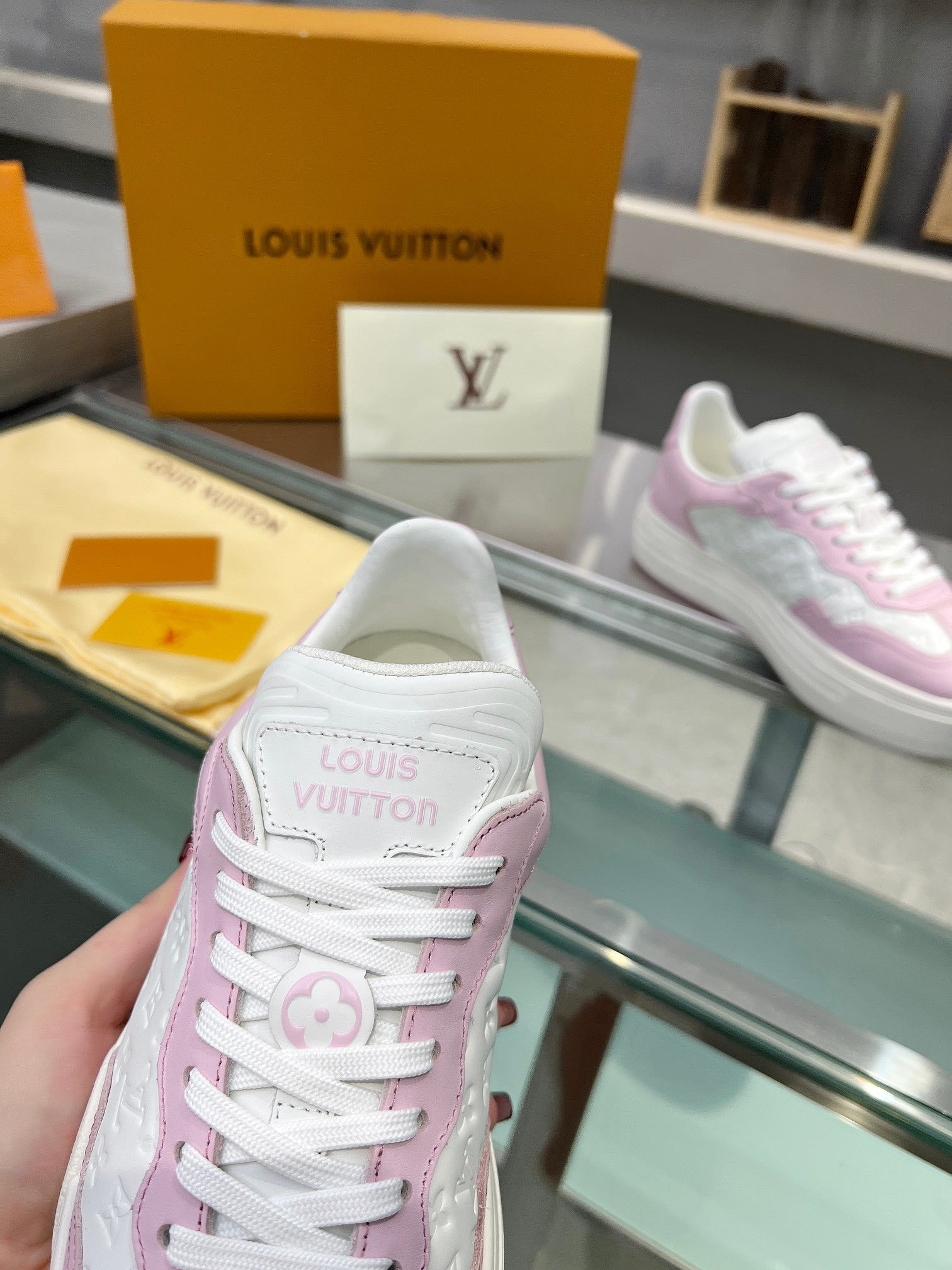 LV WOMEN GROOVY PLATFORM IN WHITE MIX LIGHT PINK EMBOSSED CALFSKIN