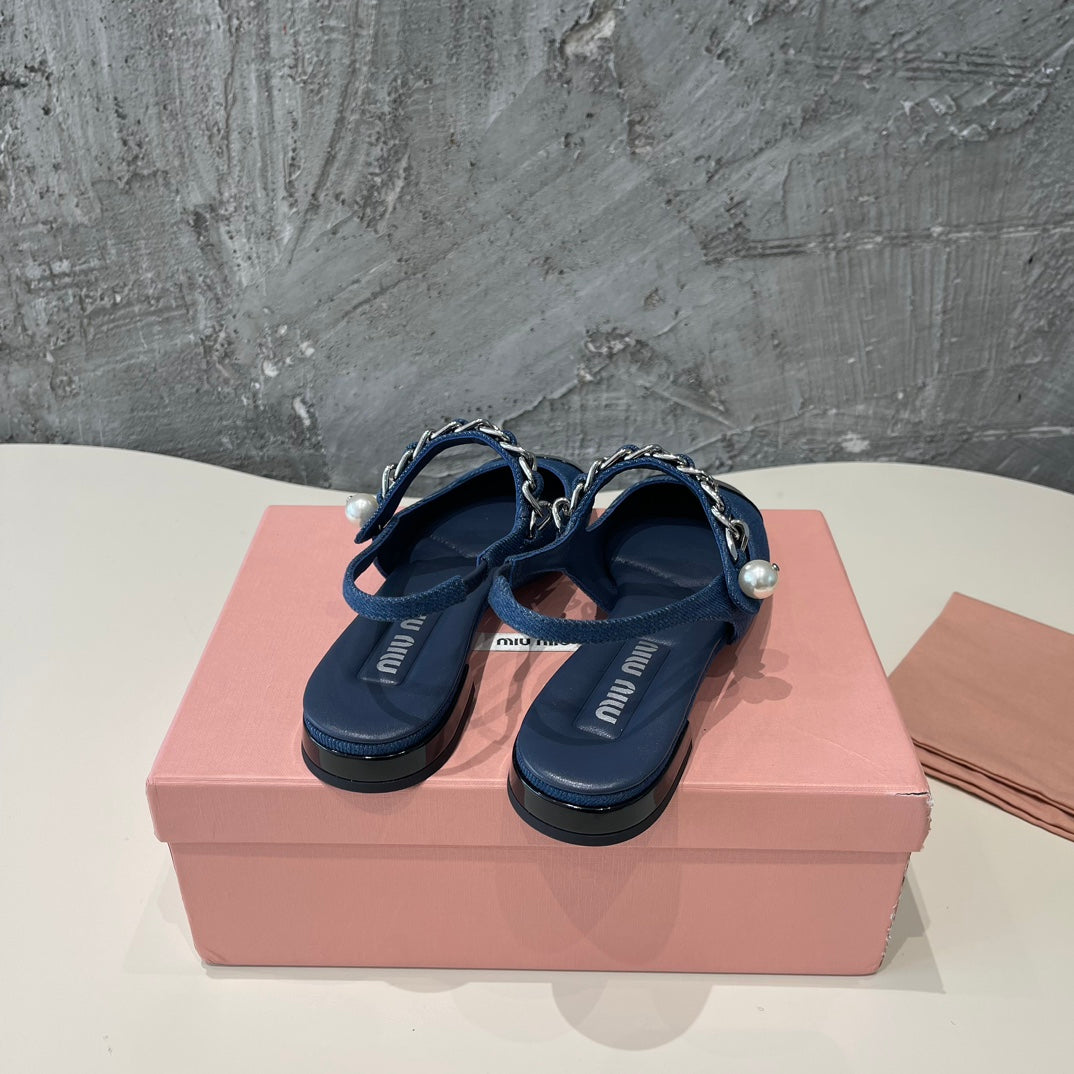 SMALL SQUARE HEAD MARY JANE SANDAL NAVY BLUE CALFSKIN