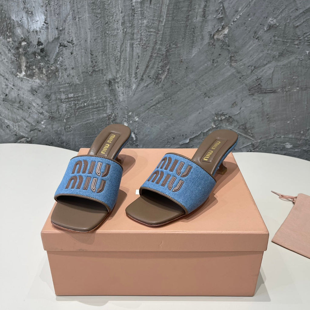 CARAMEL HIGH HEEL WITH AZURE BLUE STRAPS