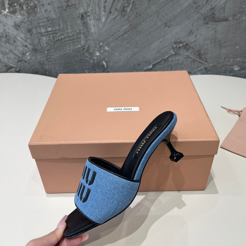 BLACK HIGH HEEL WITH AZURE BLUE STRAPS