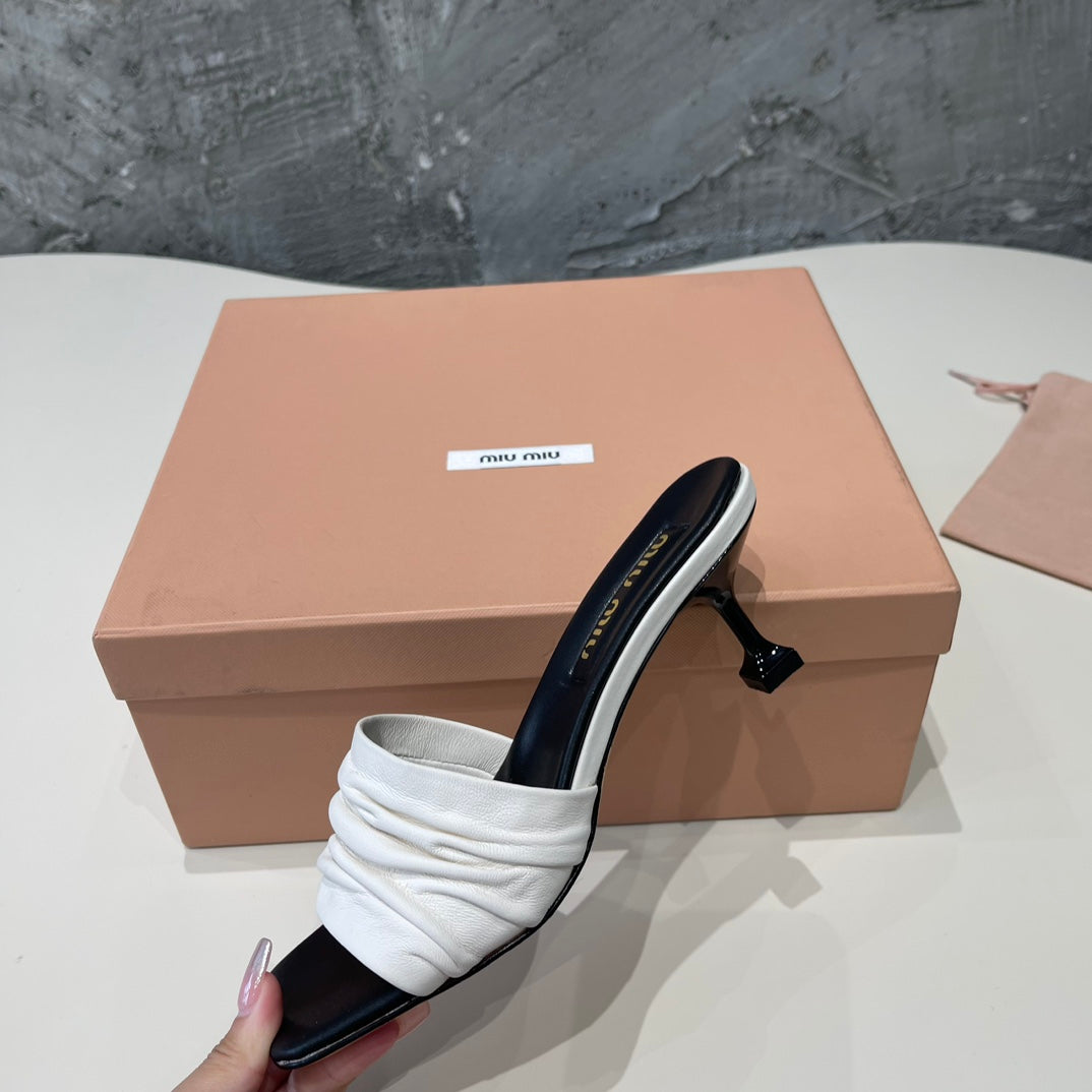 HIGH - HEEL WHITE MIX BLACK SHEEPSKIN WITH STYLIZED STRAPS