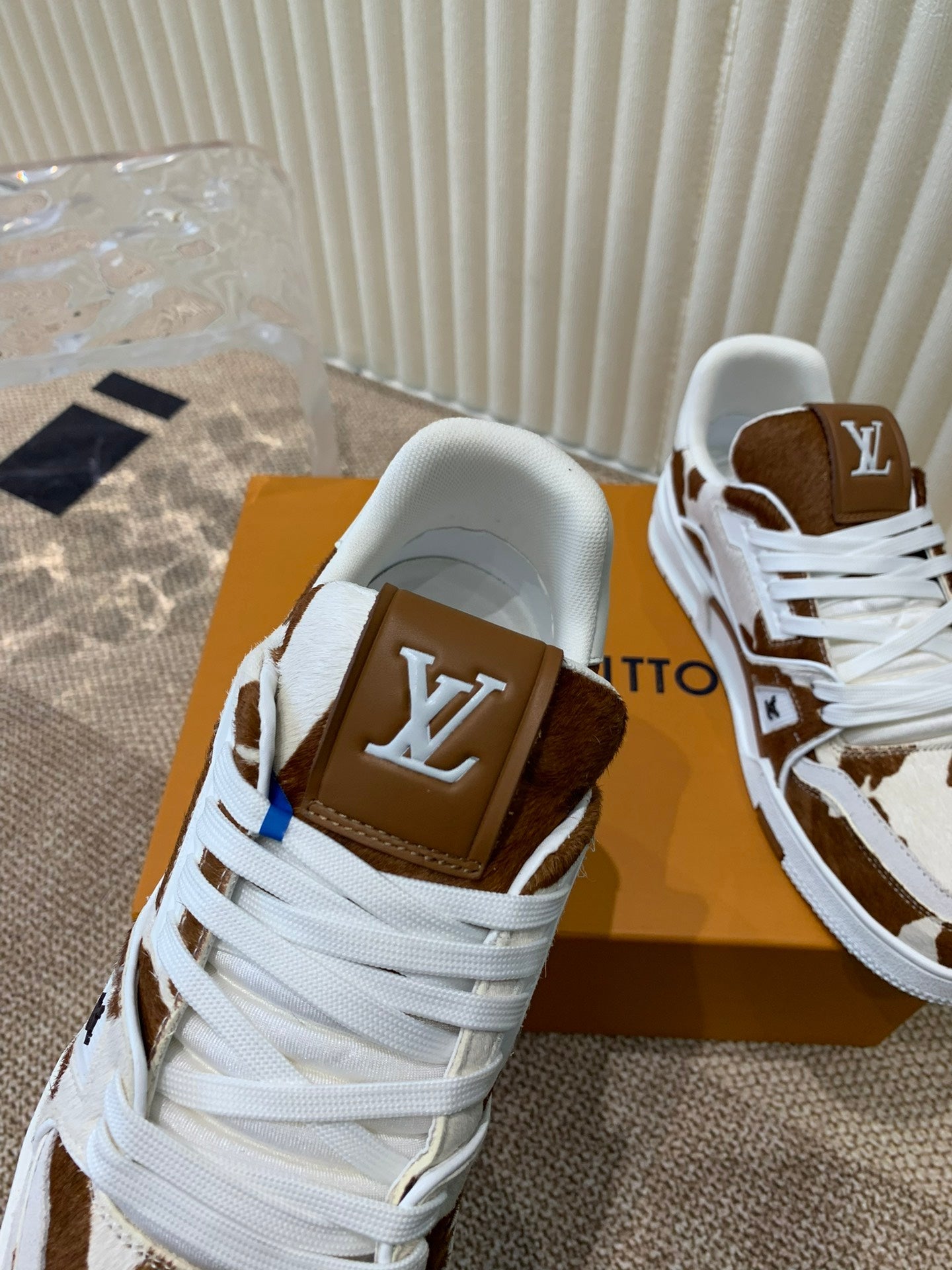 LV TRAINER SNEAKER PONY BROWN MIX WHITE