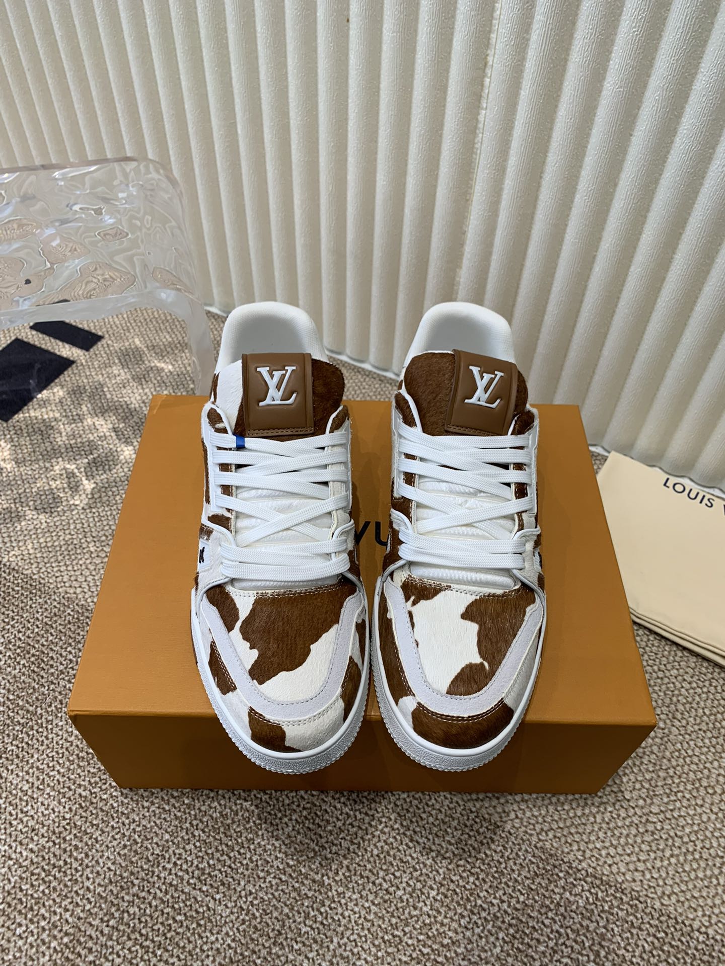 LV TRAINER SNEAKER PONY BROWN MIX WHITE