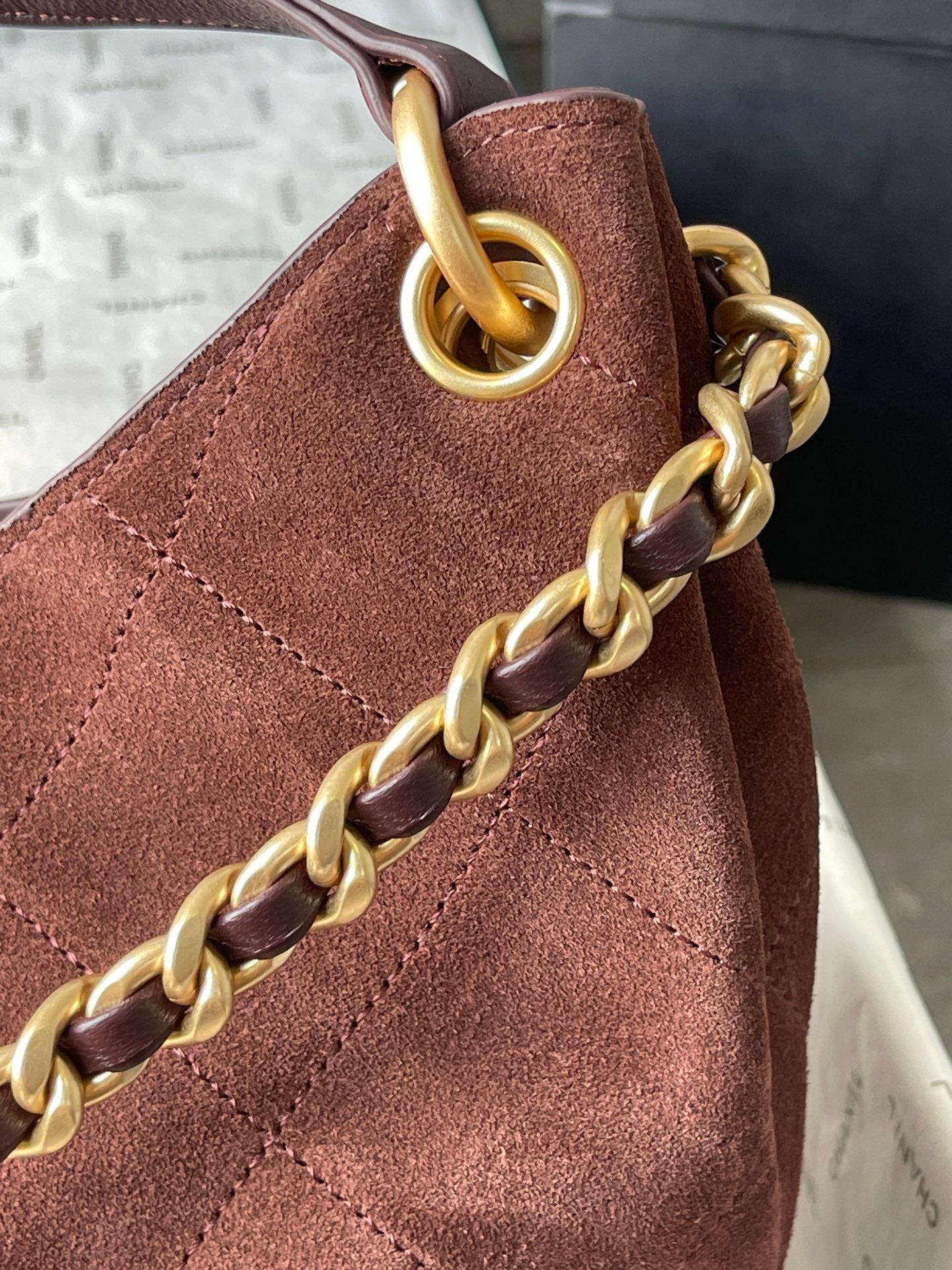 CHANEL 25S HOBO BAG 33 IN DARK BROWN SUEDE WITH GOLD HARDWARE