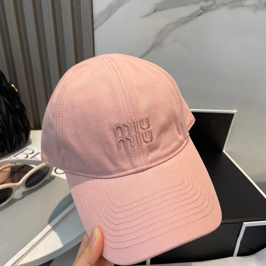MM BASEBALL CAP IN PEACHY PINK FABRIC BRAND EMBROIDERY