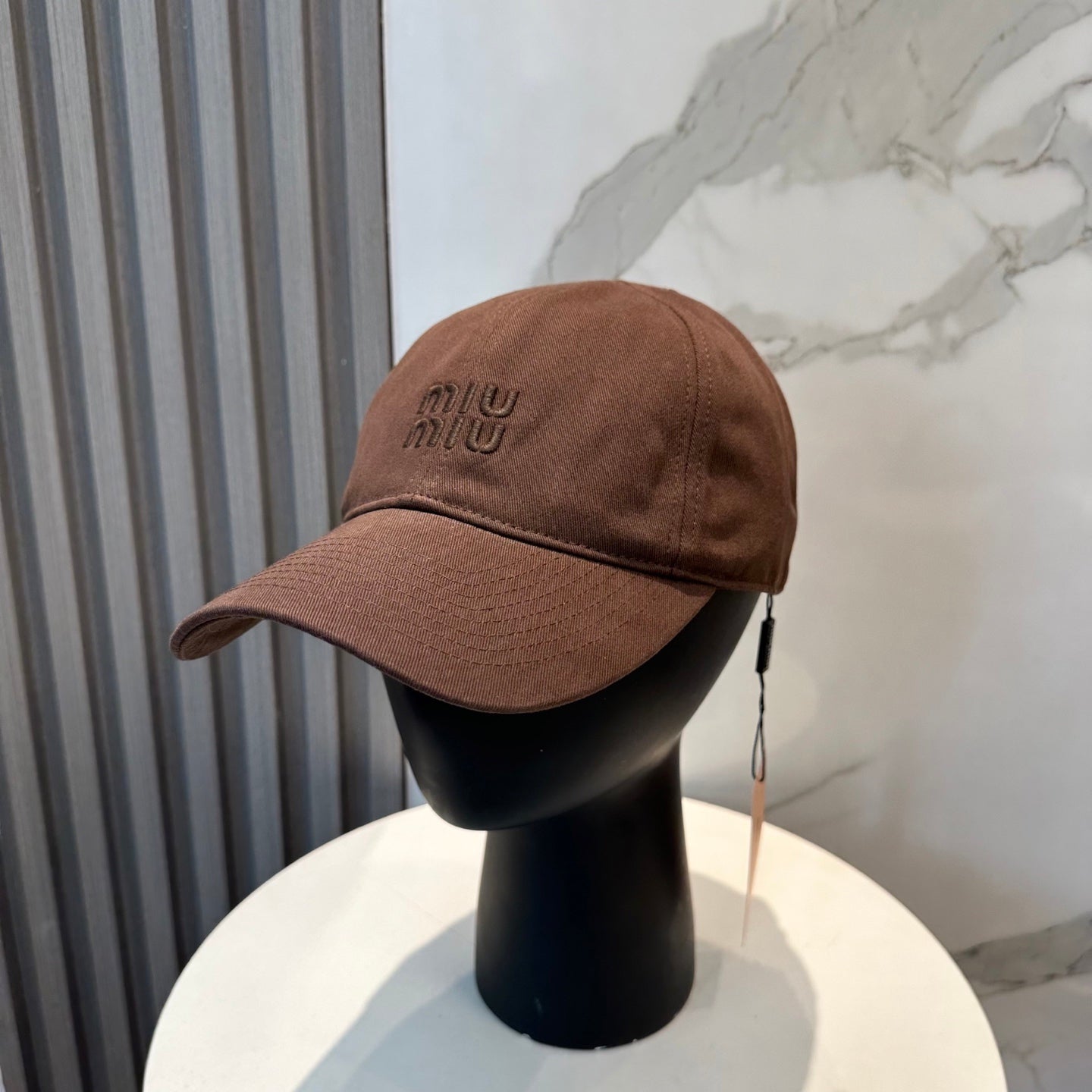 MM BASEBALL CAP IN BROWN ORANGE FABRIC BRAND EMBROIDERY