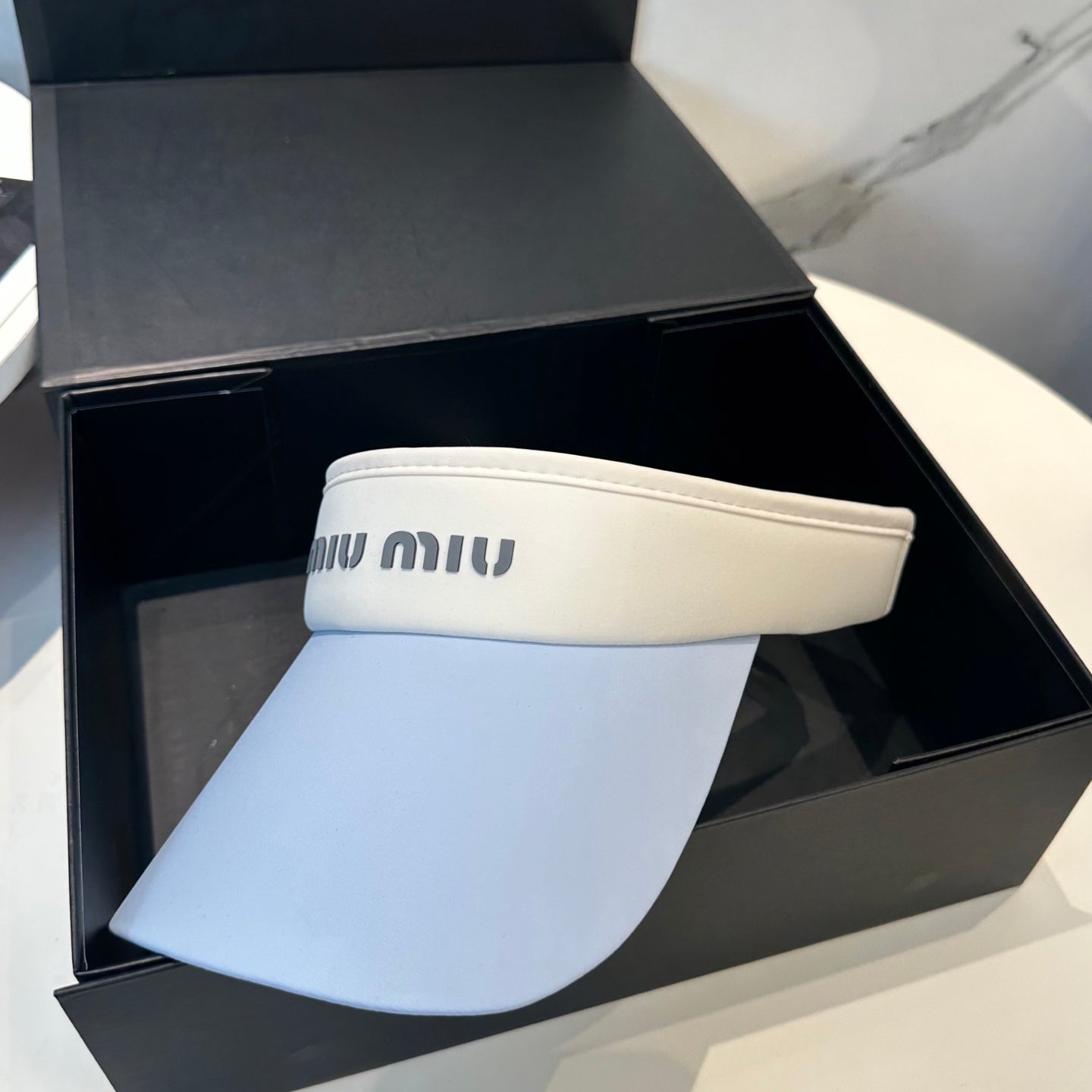 MM SPORT VISOR CAP IN PASTEL BLUE MIX WHITE FABRIC