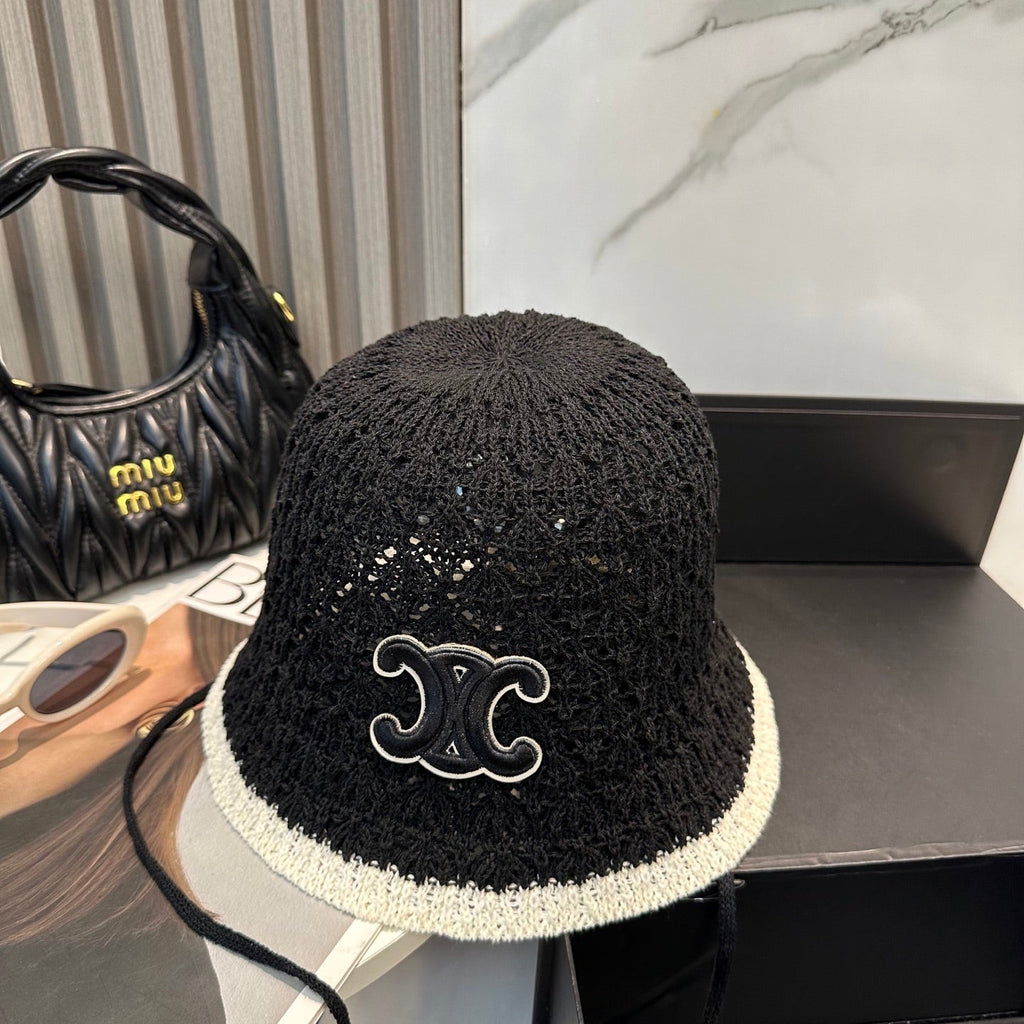 BUCKET HAT MODEL 652271 IN BLACK AND WHITE CROCHET