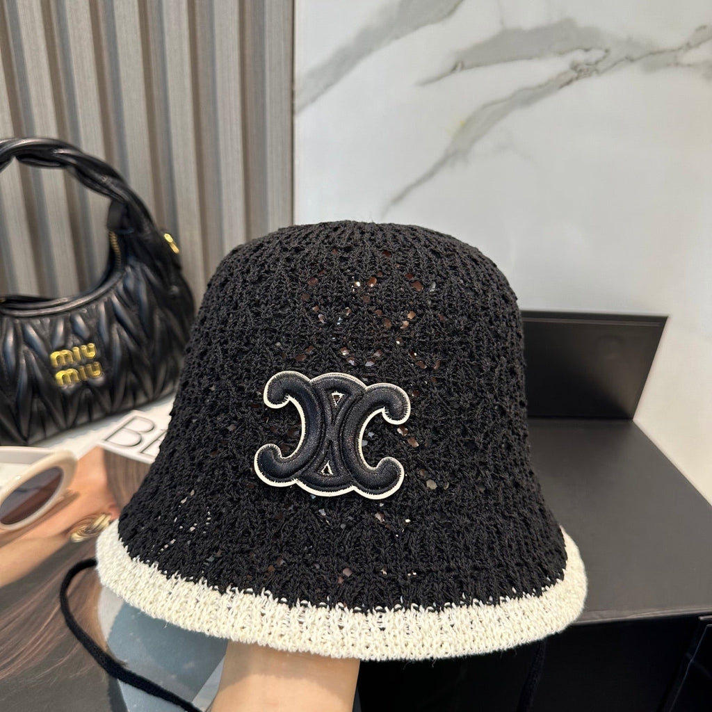 BUCKET HAT MODEL 652271 IN BLACK AND WHITE CROCHET