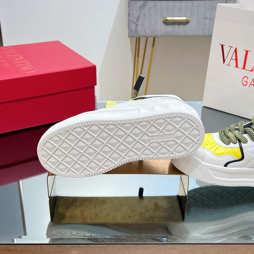 VALENTINO 25S GARAVANI ONE STUD XL PLATFORM SNEAKERS IN WHITE MIX YELLOW LAMBSKIN STYLE 5