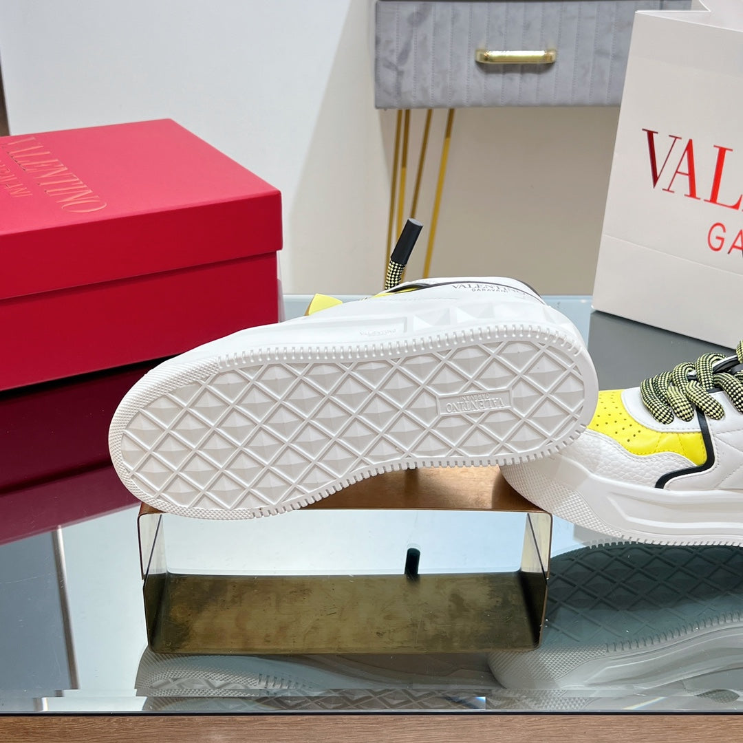 VALENTINO 25S GARAVANI ONE STUD XL PLATFORM SNEAKERS IN WHITE MIX YELLOW LAMBSKIN STYLE 5