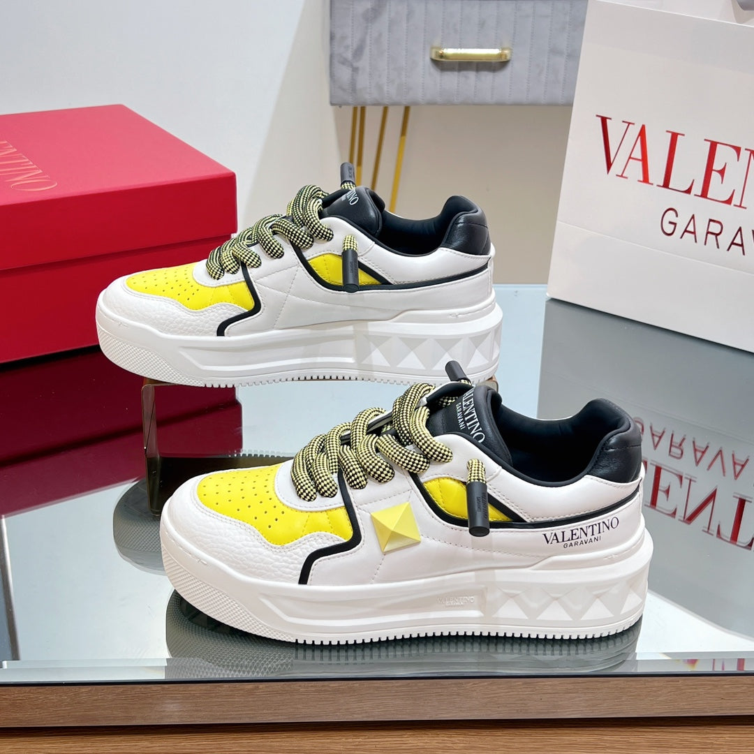VALENTINO 25S GARAVANI ONE STUD XL PLATFORM SNEAKERS IN WHITE MIX YELLOW LAMBSKIN STYLE 5