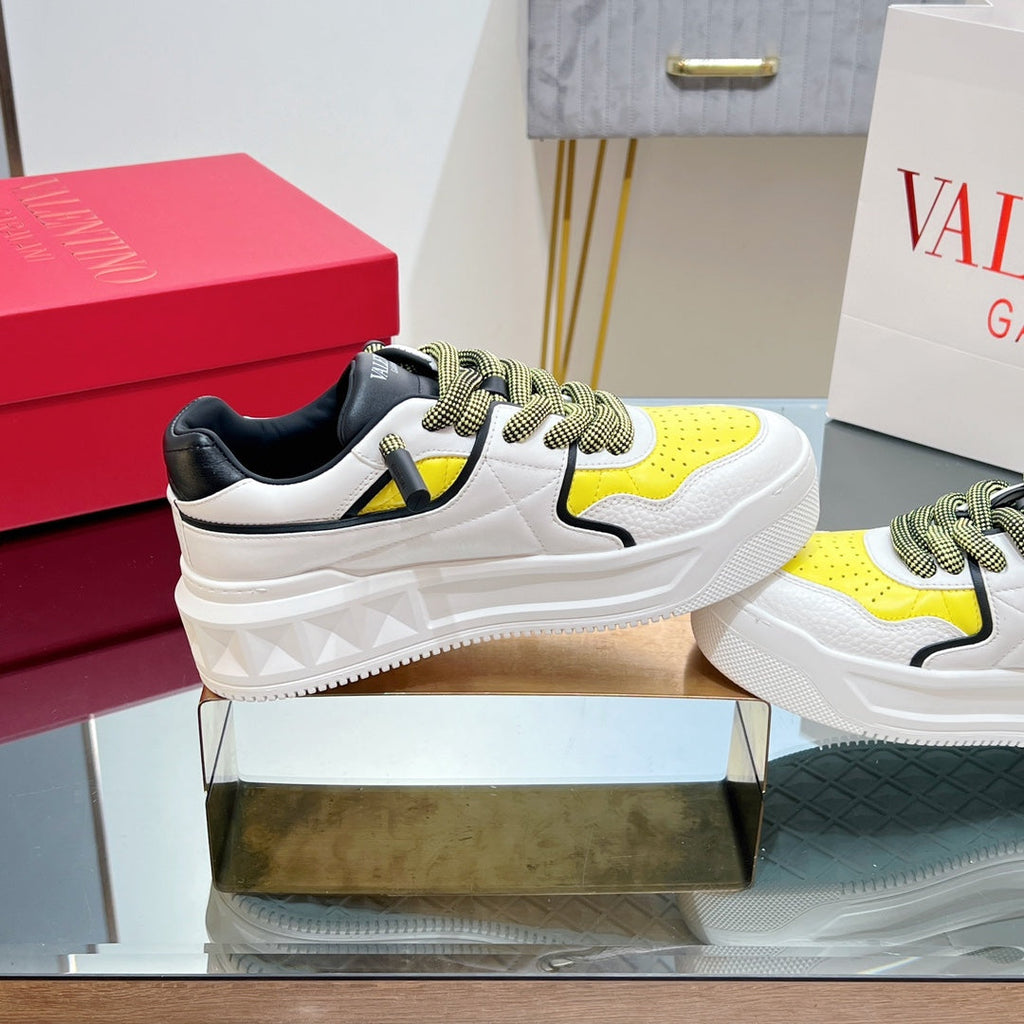 VALENTINO 25S GARAVANI ONE STUD XL PLATFORM SNEAKERS IN WHITE MIX YELLOW LAMBSKIN STYLE 5
