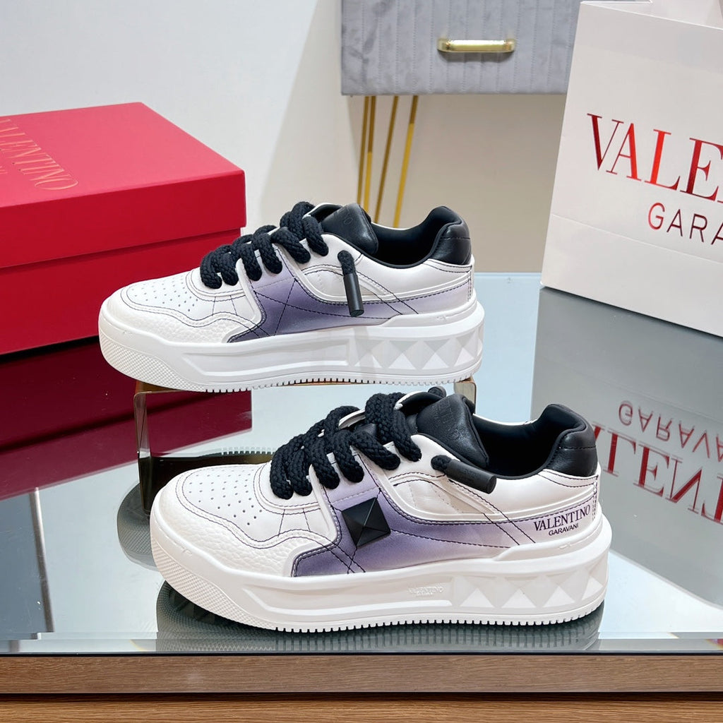VALENTINO 25S GARAVANI ONE STUD XL PLATFORM SNEAKERS IN WHITE MIX PURPLE LAMBSKIN STYLE 7