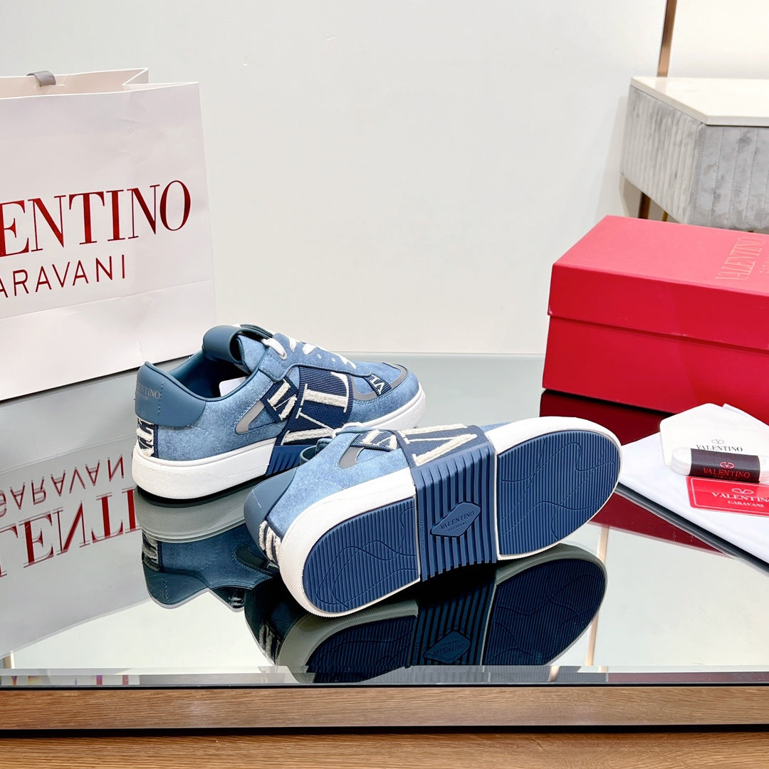 VALENTINO 25S GARAVANI VL7N SNEAKERS IN BLUE DENIM