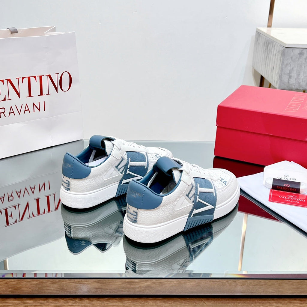 VL7N LOW-TOP WHITE CALFSKIN AND AEGEAN BLUE FABRIC SNEAKER WITH BANDS
