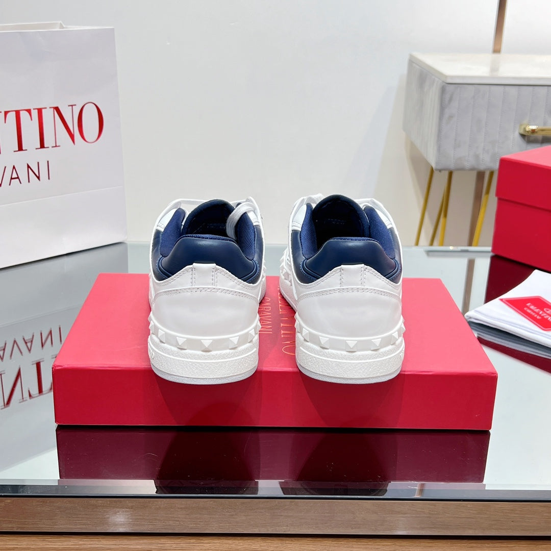 VALENTINO 25S GARAVANI FREEDOTS SNEAKERS IN WHITE MIX DARK NAVY BLUE LAMBSKIN