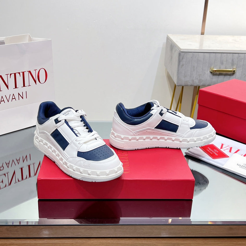 VALENTINO 25S GARAVANI FREEDOTS SNEAKERS IN WHITE MIX DARK NAVY BLUE LAMBSKIN