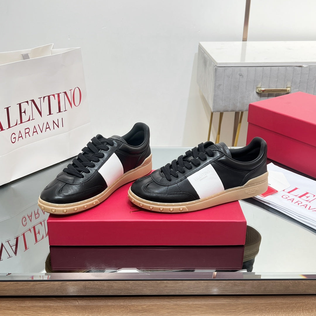 VALENTINO 25S UPVILLAGE SNEAKERS IN BLACK MIX WHITE LAMBSKIN STYLE 1