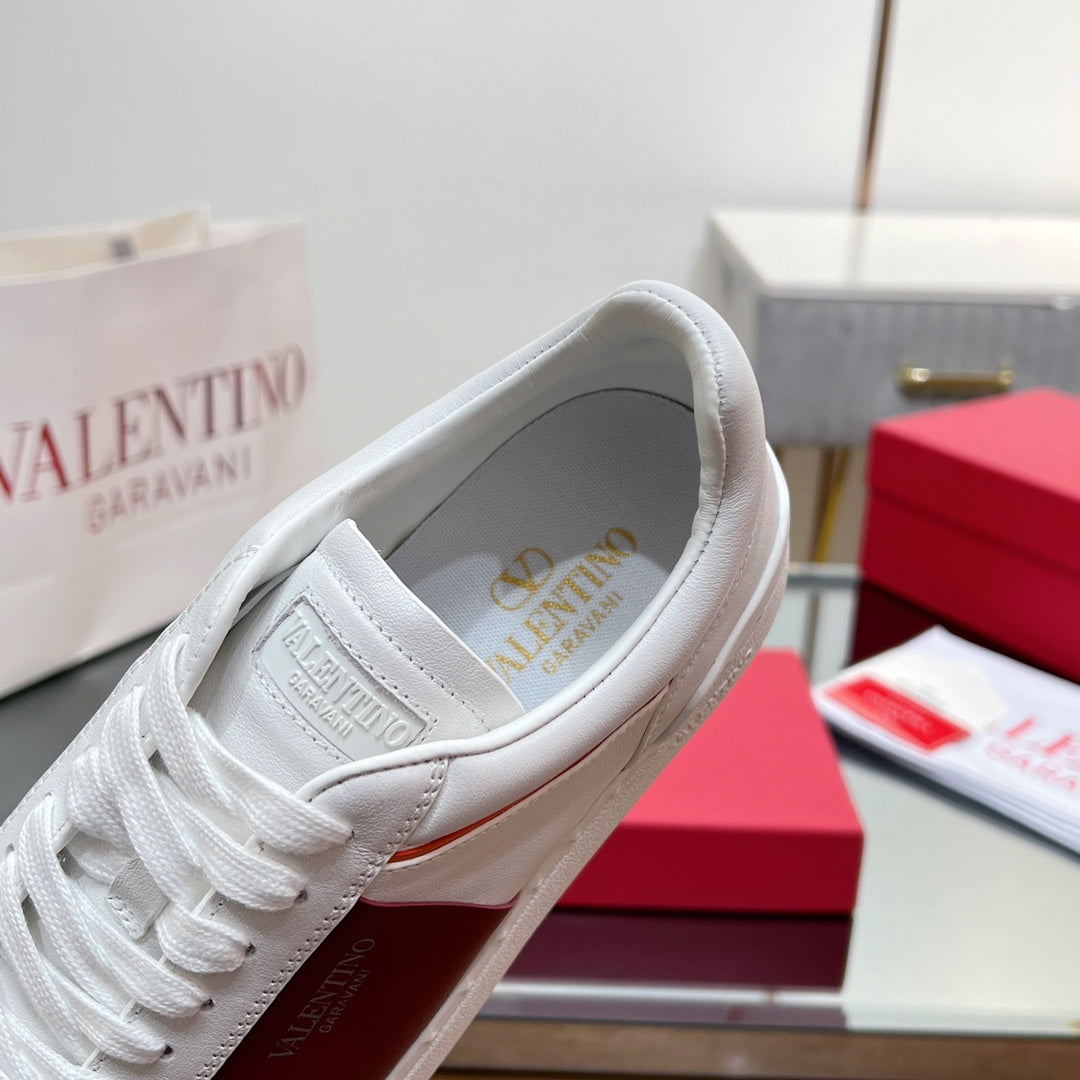 VALENTINO 25S UPVILLAGE SNEAKERS IN WHITE MIX RED LAMBSKIN