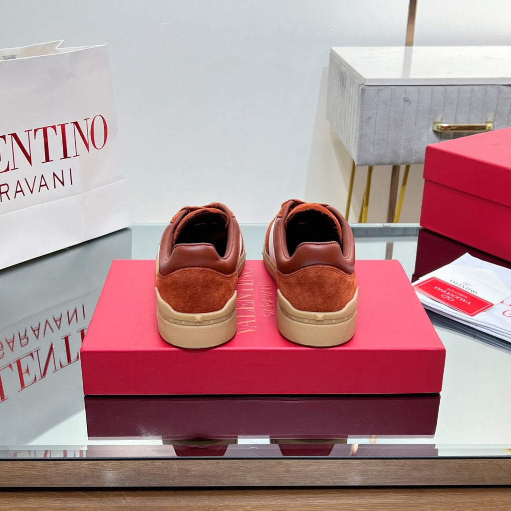 VALENTINO 25S UPVILLAGE SNEAKERS IN WHITE MIX DARK ORANGE SUEDE