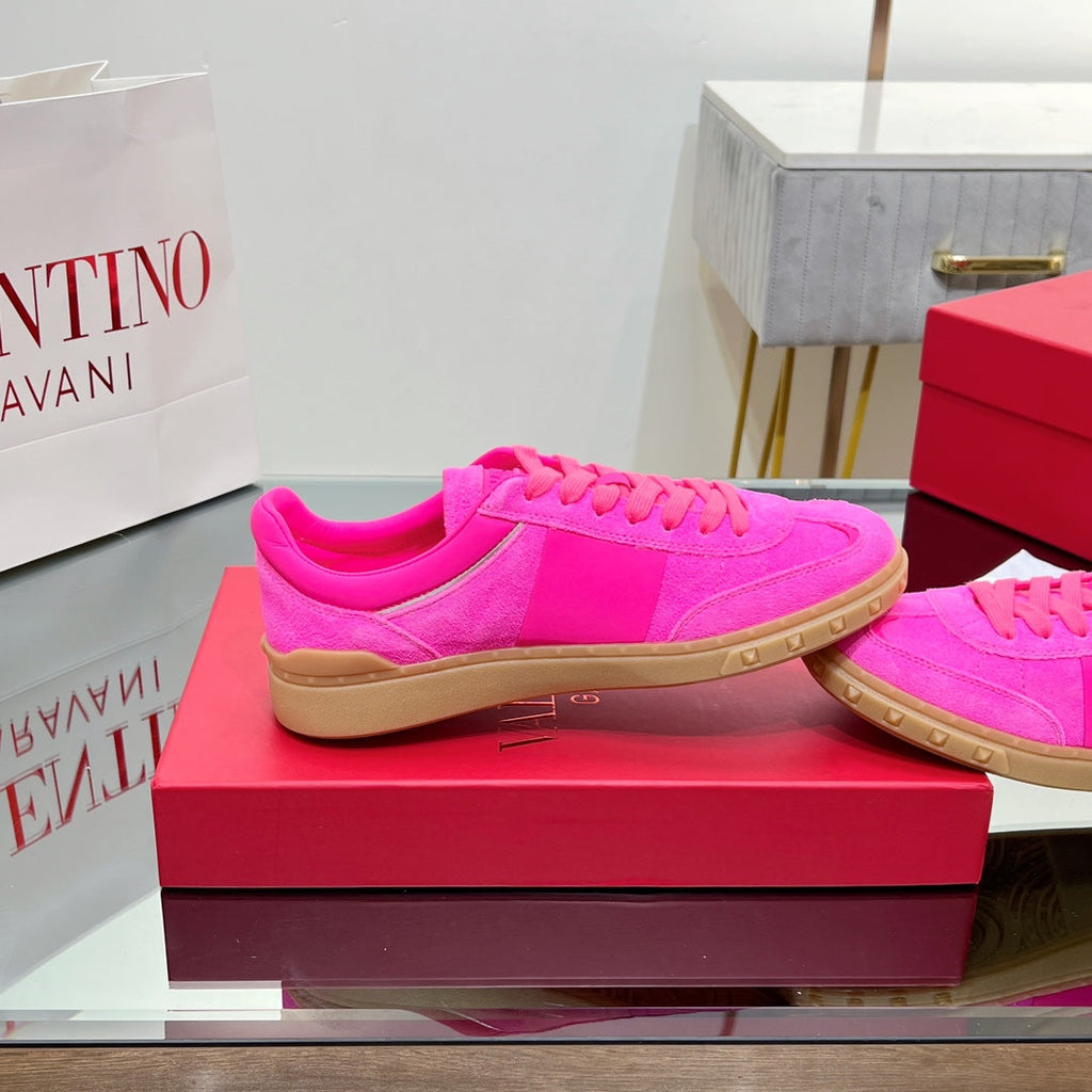 VALENTINO 25S UPVILLAGE SNEAKERS IN PINK SUEDE