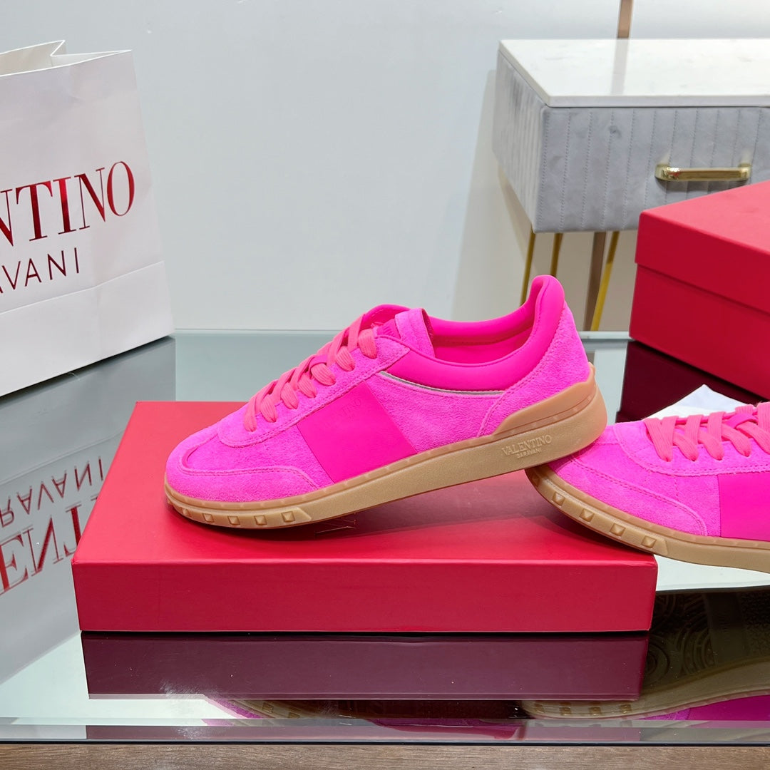 VALENTINO 25S UPVILLAGE SNEAKERS IN PINK SUEDE