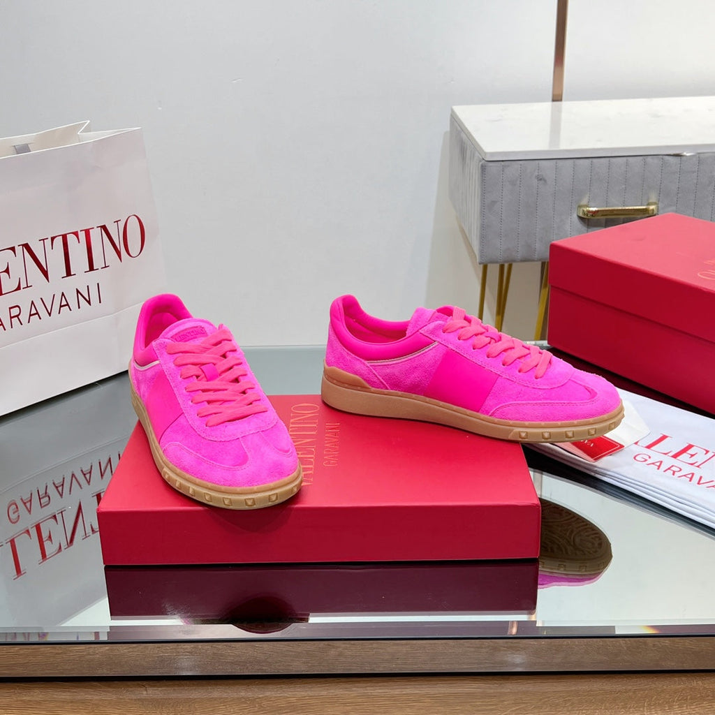 VALENTINO 25S UPVILLAGE SNEAKERS IN PINK SUEDE