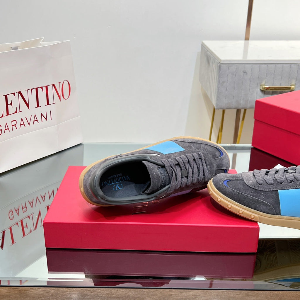 VALENTINO 25S UPVILLAGE SNEAKERS IN DARK GREY MIX BLUE SUEDE