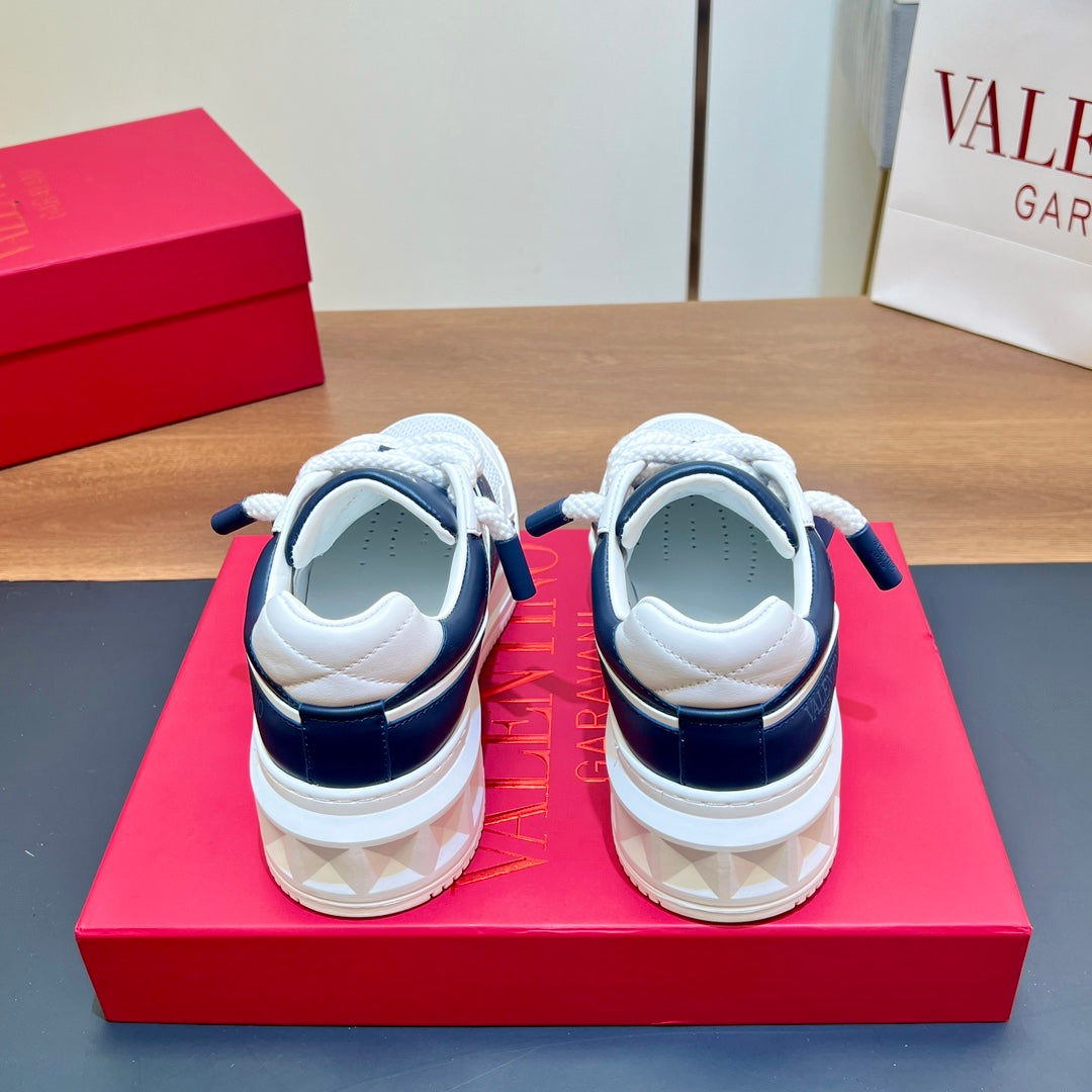 VALENTINO 25S GARAVANI ONE STUD XL PLATFORM SNEAKERS IN WHITE MIX DARK NAVY BLUE LAMBSKIN