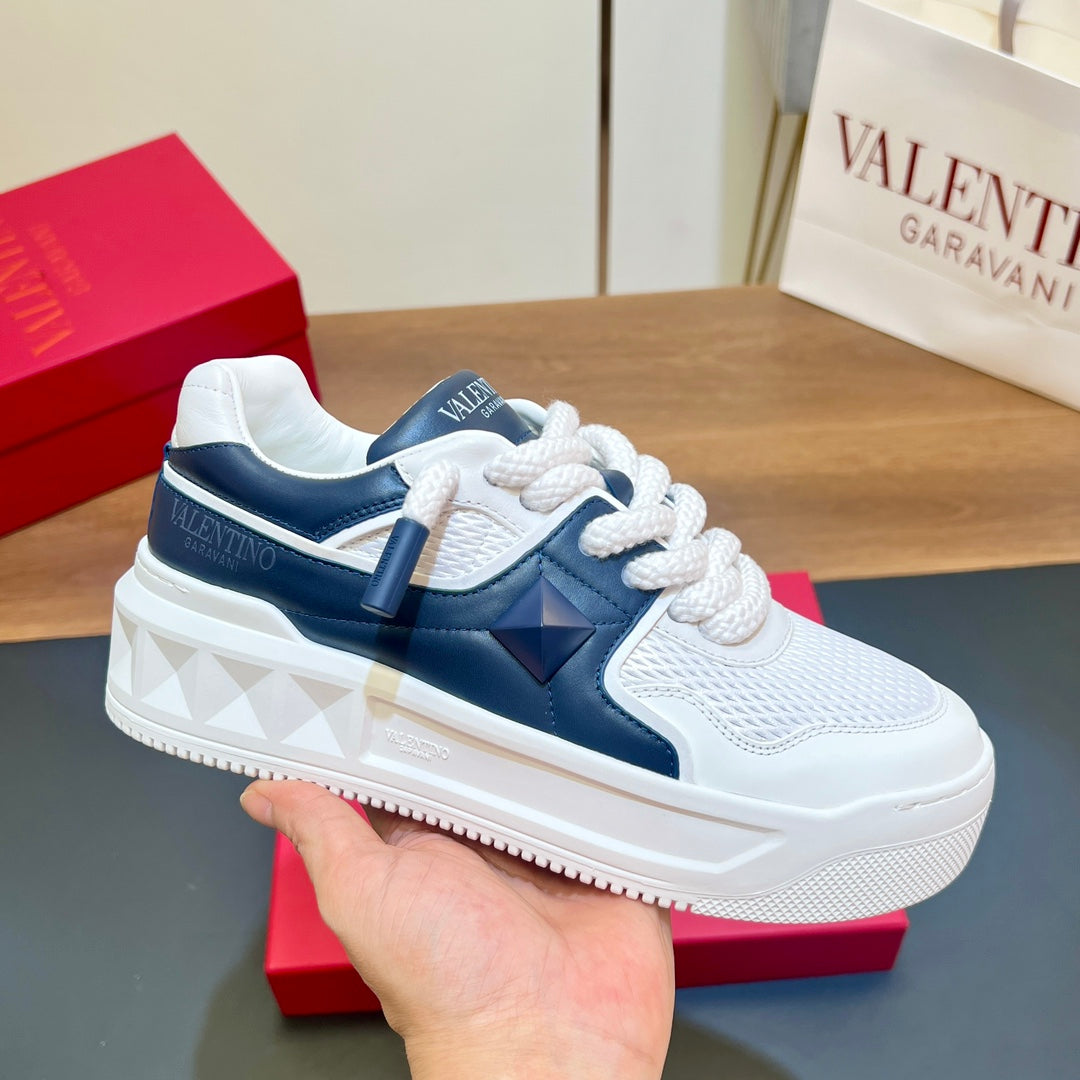 VALENTINO 25S GARAVANI ONE STUD XL PLATFORM SNEAKERS IN WHITE MIX DARK NAVY BLUE LAMBSKIN