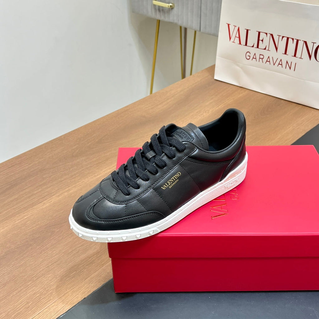 VALENTINO 25S SNEAKERS IN BLACK LAMBSKIN