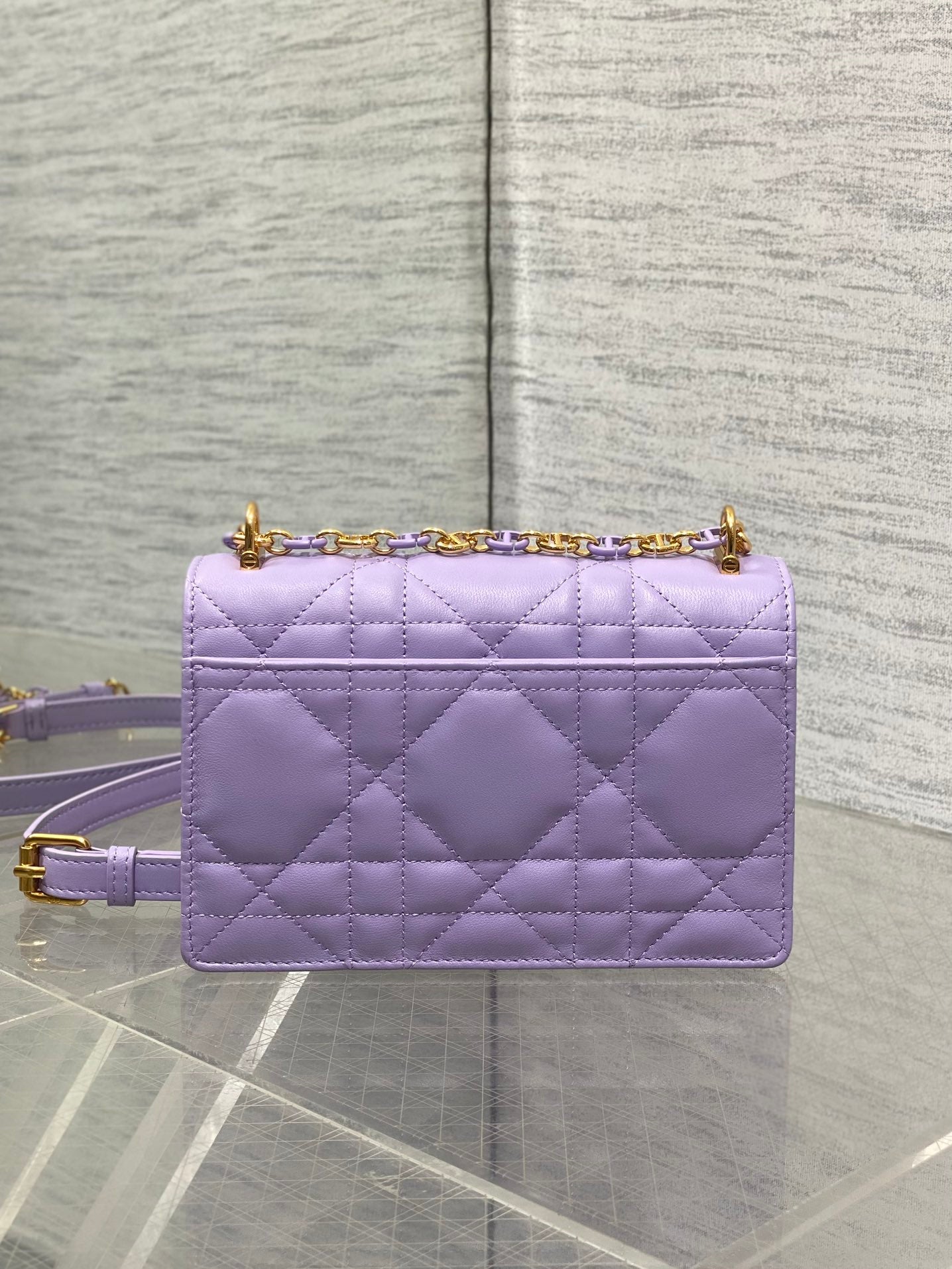 MISS CARO MINI BAG 17 IN BABY PURPLE MACROCANNAGE LAMBSKIN