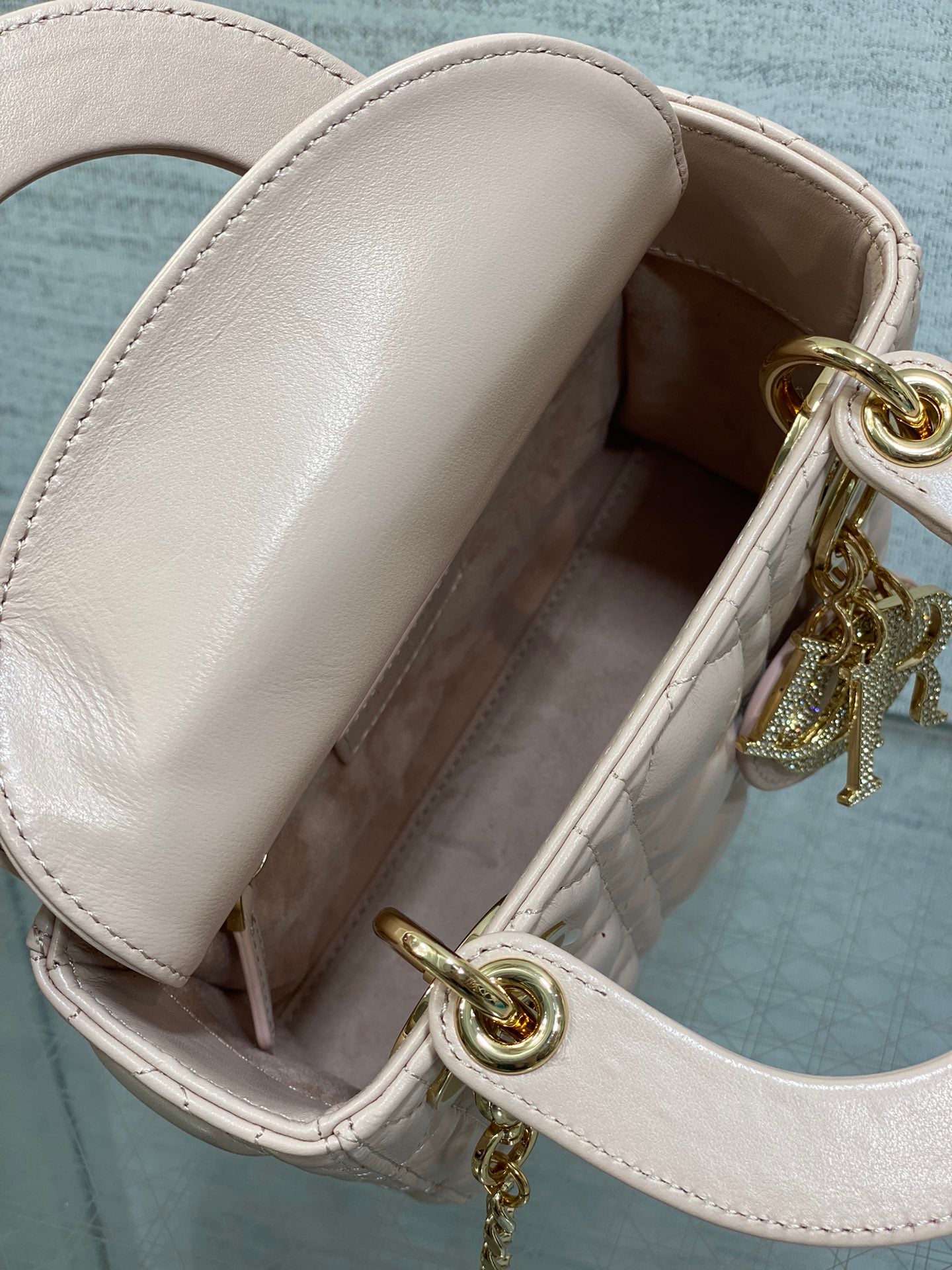 DIOR 25S MINI LADY DIOR BAG 17 IN PINK CALFSKIN CHARM CRYSTAL EMBELLISHMENTS