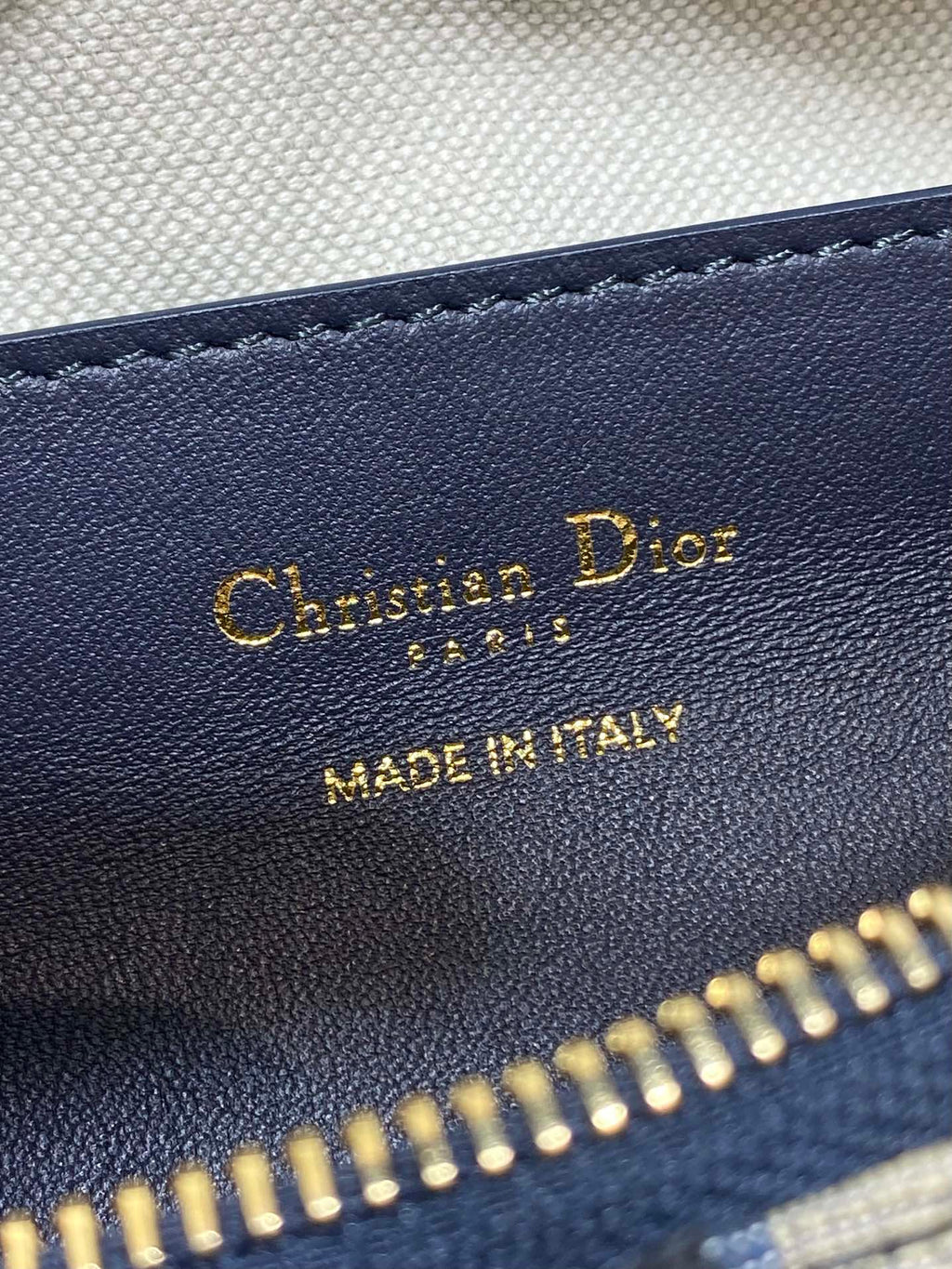 DIOR 25S MEDIUM D-DREAM BAG 24 IN BLUE DIOR OBLIQUE JACQUARD AND SMOOTH CALFSKIN