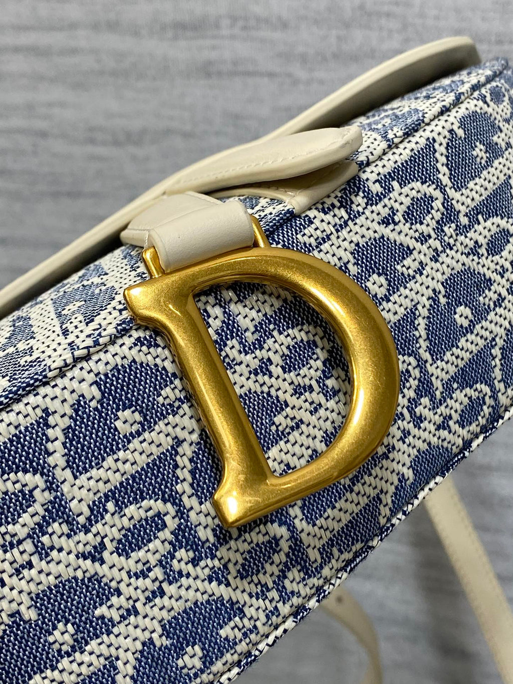 DIOR 25S MINI SOFT SADDLE BAG 19 IN BLUE DIOR OBLIQUE CHAMBRAY AND IVORY SMOOTH CALFSKIN