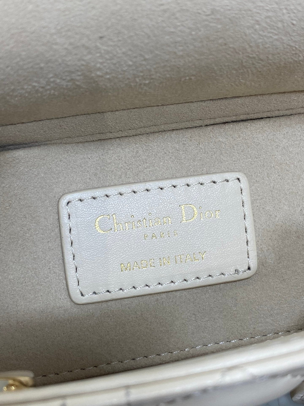 DIOR 25S SMALL LADY D-JOY 22 IN BEIGE LAMBSKIN GOLD HARDWARE