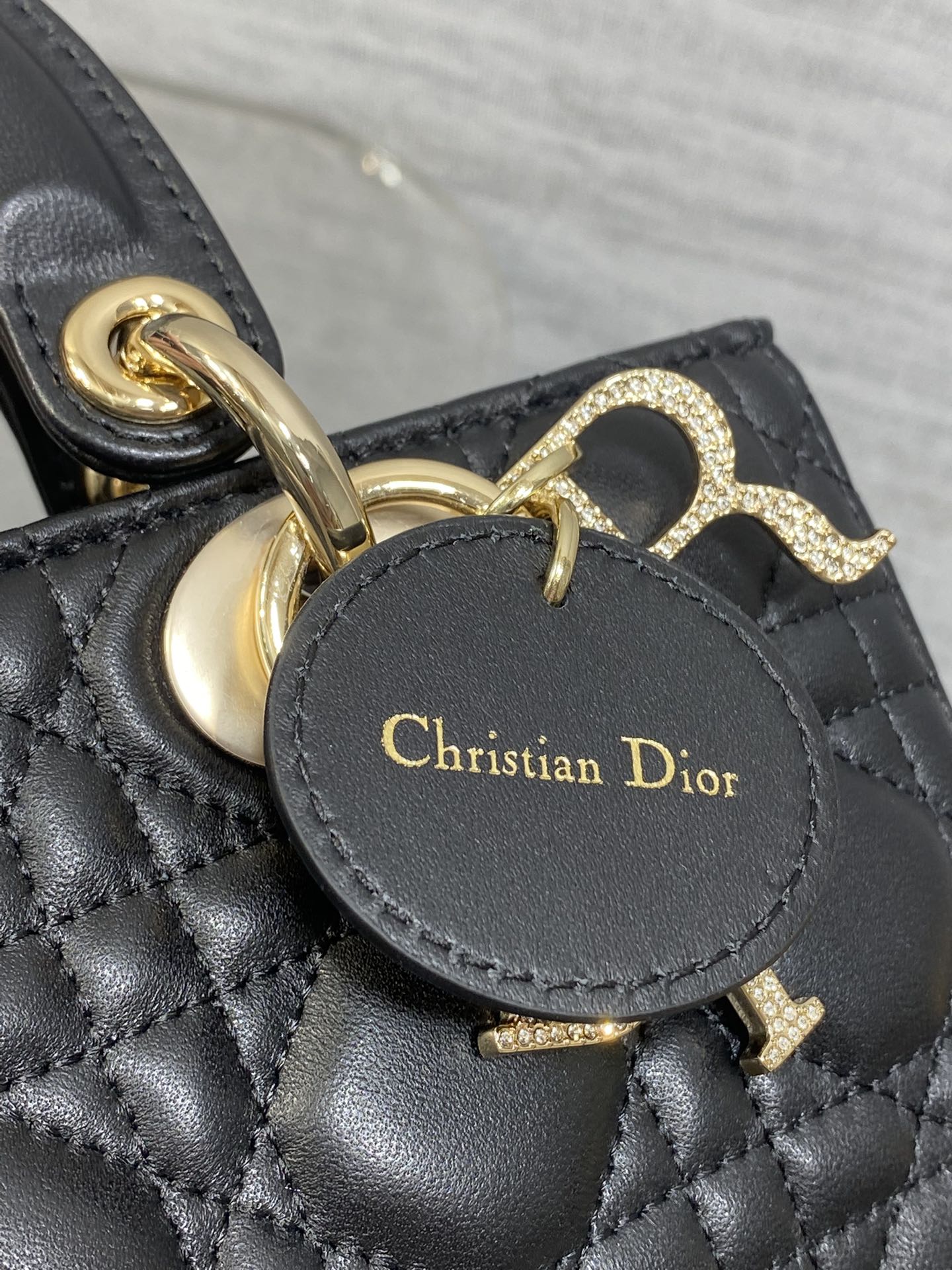 DIOR 25S SMALL LADY D‑JOY BAG 22 IN BLACK CALFSKIN GOLD HARDWRE