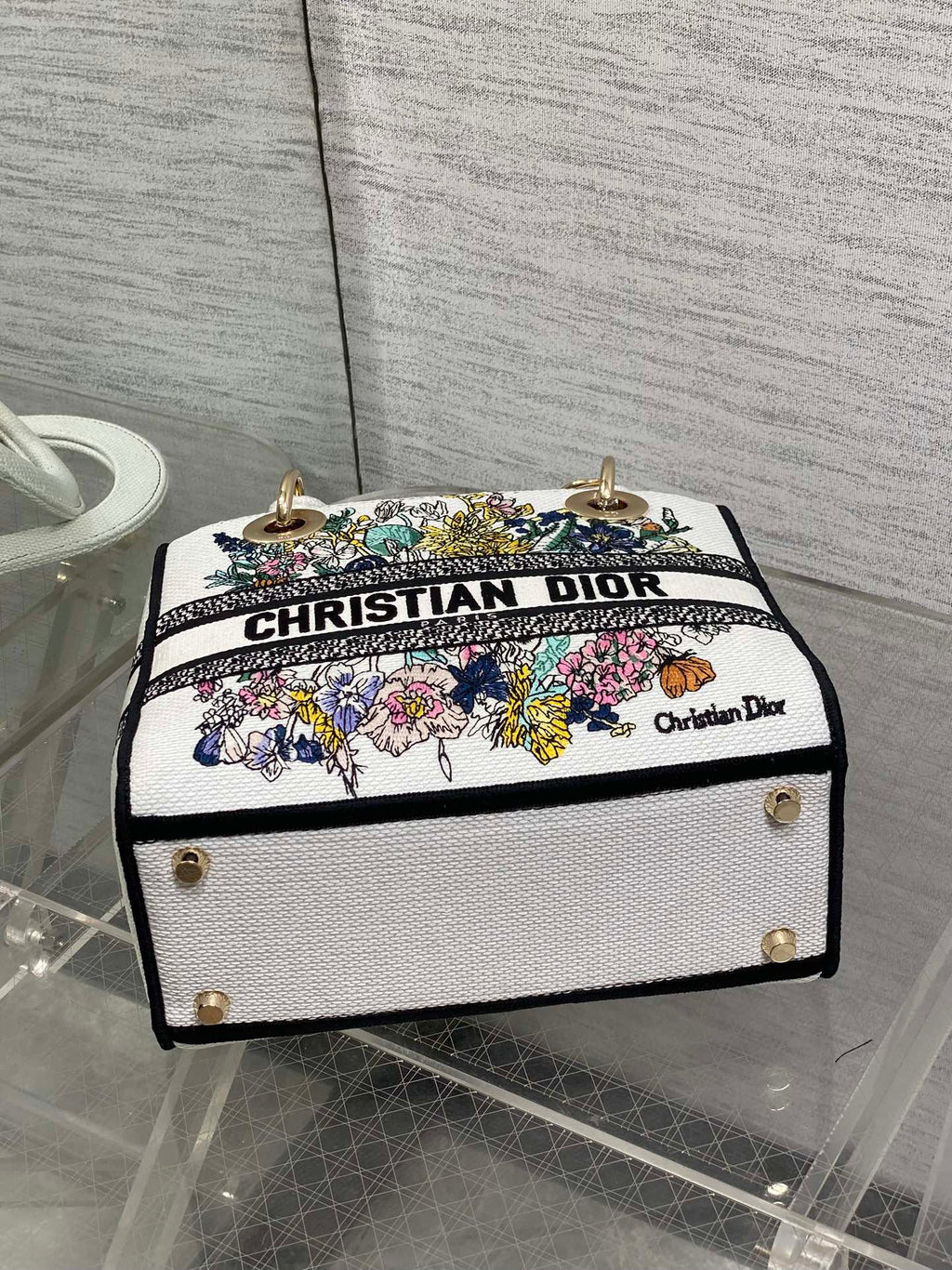 DIOR 25S SMALL LADY D-LITE BAG 24 IN WHITE DIOR FLOWERS CALENDAR ALLOVER EMBROIDERY