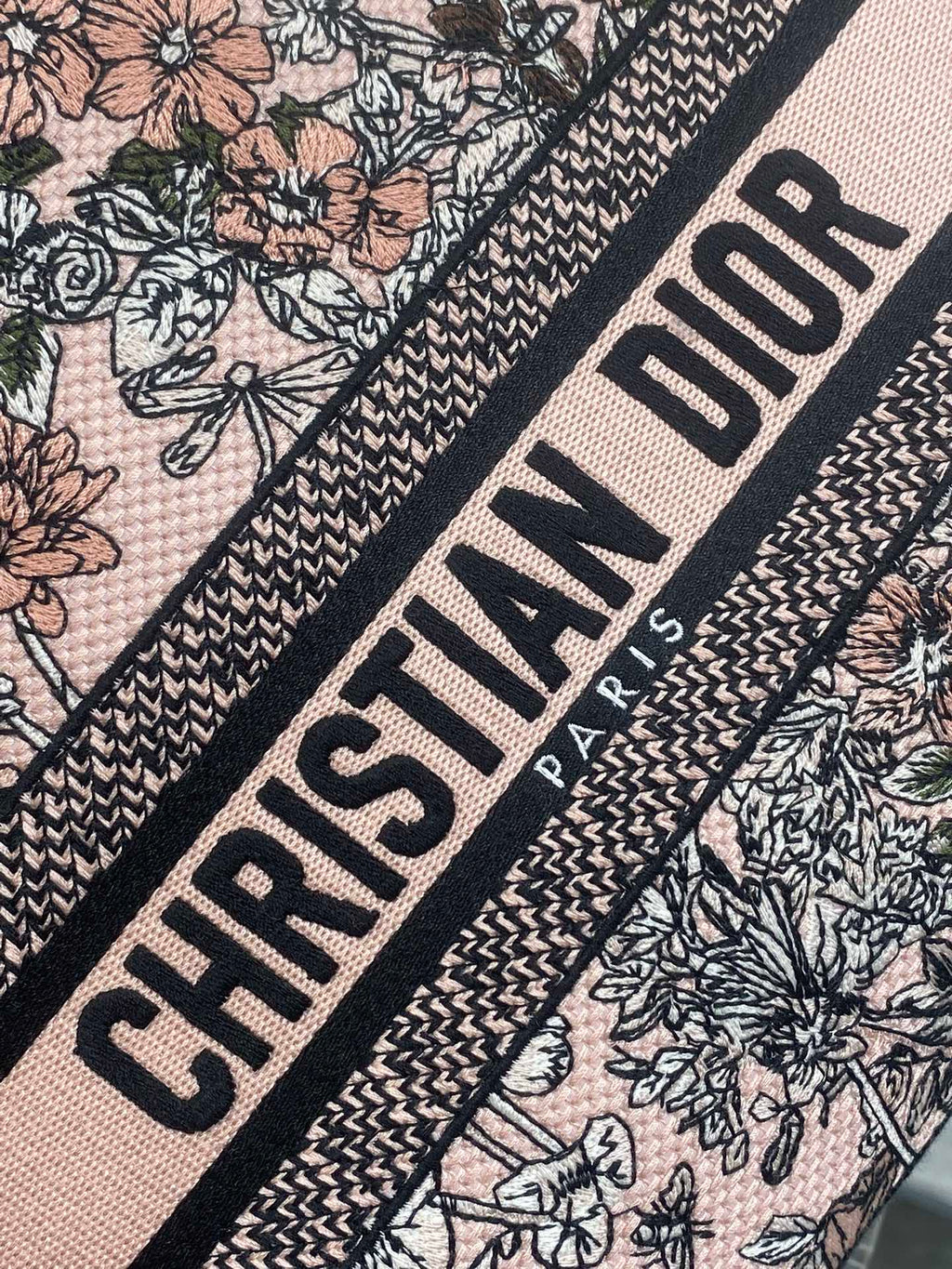 DIOR 25S SMALL LADY D-LITE BAG 24 IN PINK DIOR FLOWERS CALENDAR ALLOVER EMBROIDERY