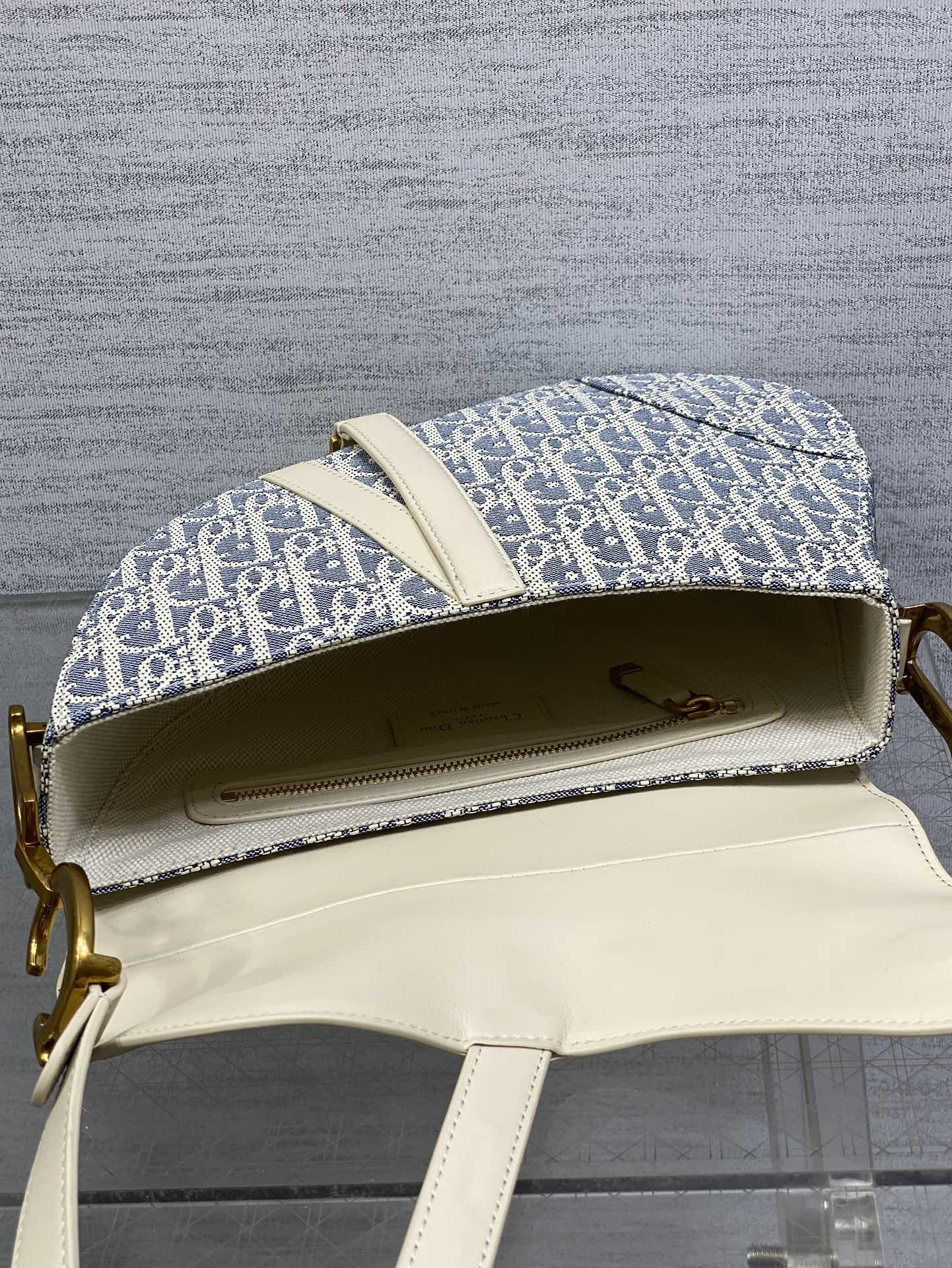 DIOR 25S SOFT SADDLE BAG 25 IN BLUE DIOR OBLIQUE CHAMBRAY AND IVORY SMOOTH CALFSKIN