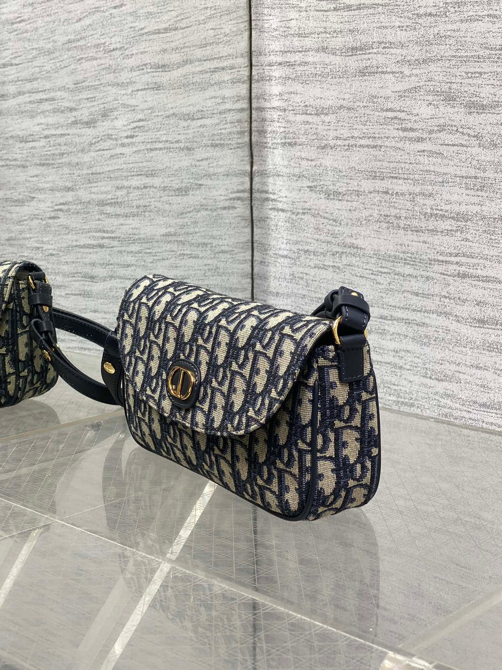 DIOR 25S 30 MONTAIGNE AVENUE BAG 23 IN BLUE CANVAS DIOR OBLIQUE JACQUARD