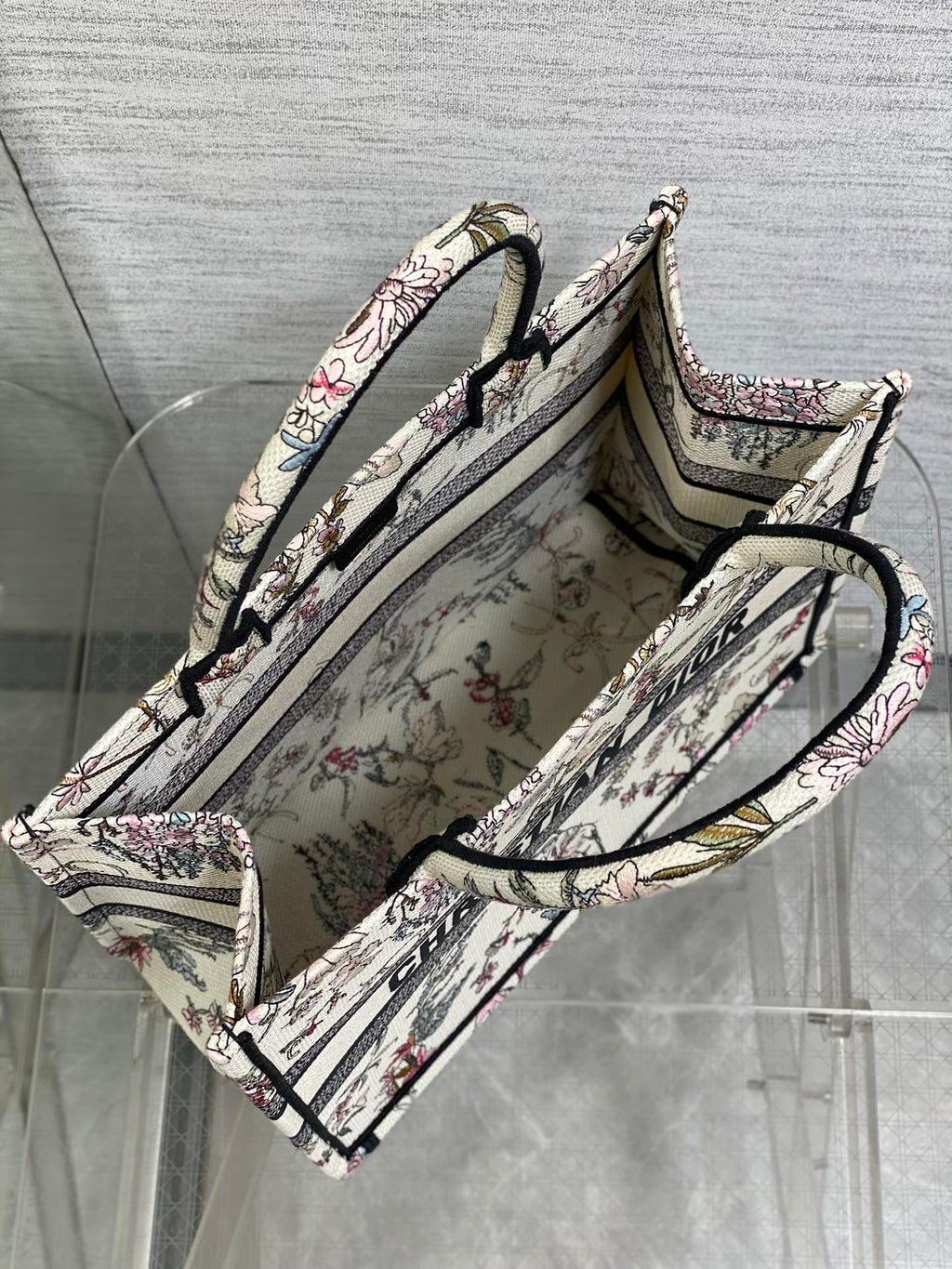 DIOR 25S MEDIUM BOOK TOTE 36 IN BEIGE CANVAS MILLEFIORI EMBROIDERY