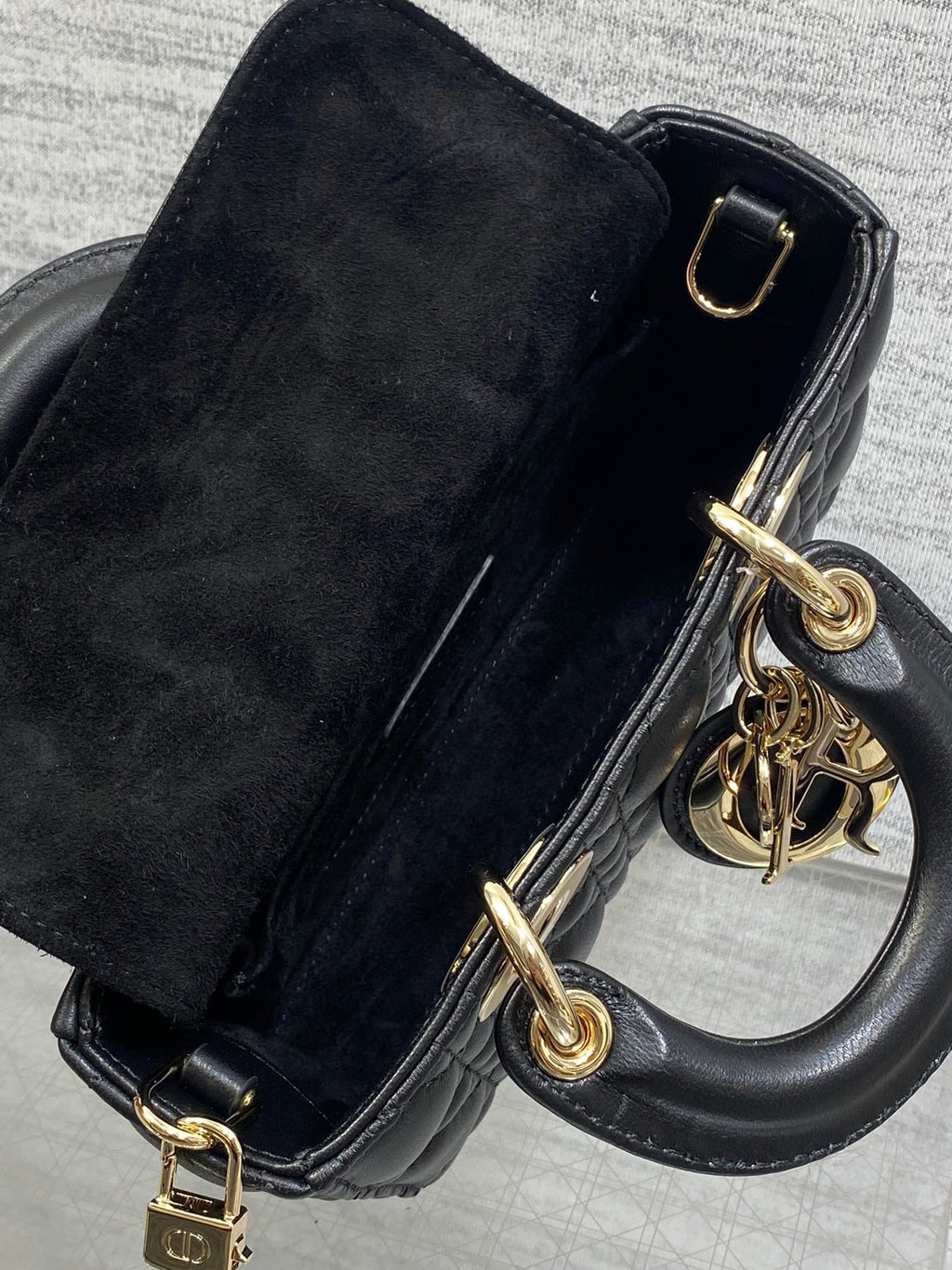 DIOR 25S MICRO LADY D-JOY 19 IN BLACK CALFSKIN GOLD HARDWARE