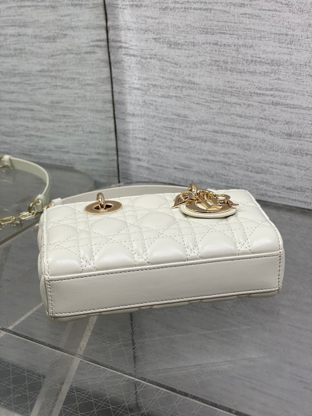 DIOR 25S MICRO LADY D-JOY 19 IN IVORY CALFSKIN GOLD HARDWRE