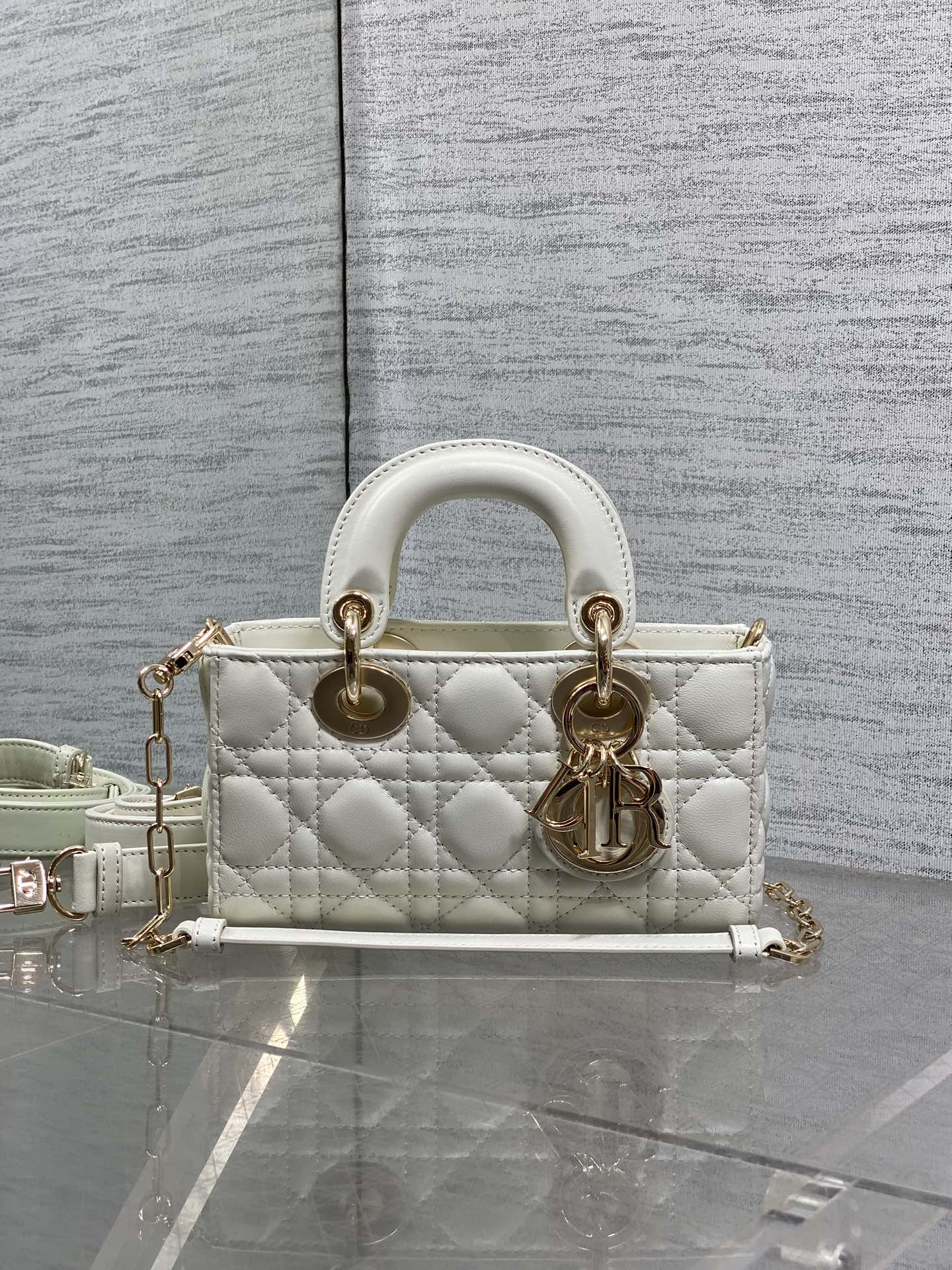 DIOR 25S MICRO LADY D-JOY 19 IN IVORY CALFSKIN GOLD HARDWRE